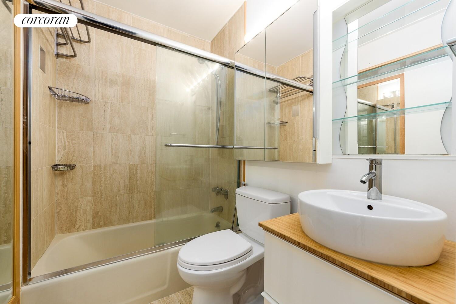 #6 photo, 176 W 86TH Street, マンハッタン Upper West Side , NY 10024