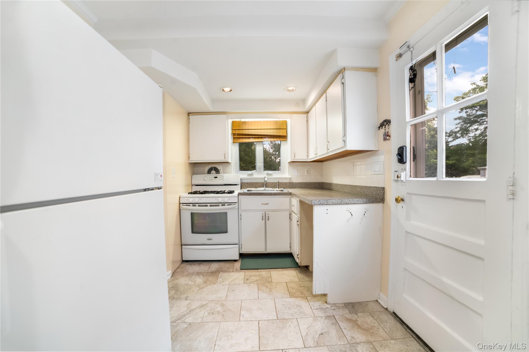 #11 photo, 7719 252nd Street, クイーンズ区 Bellerose , NY 11426