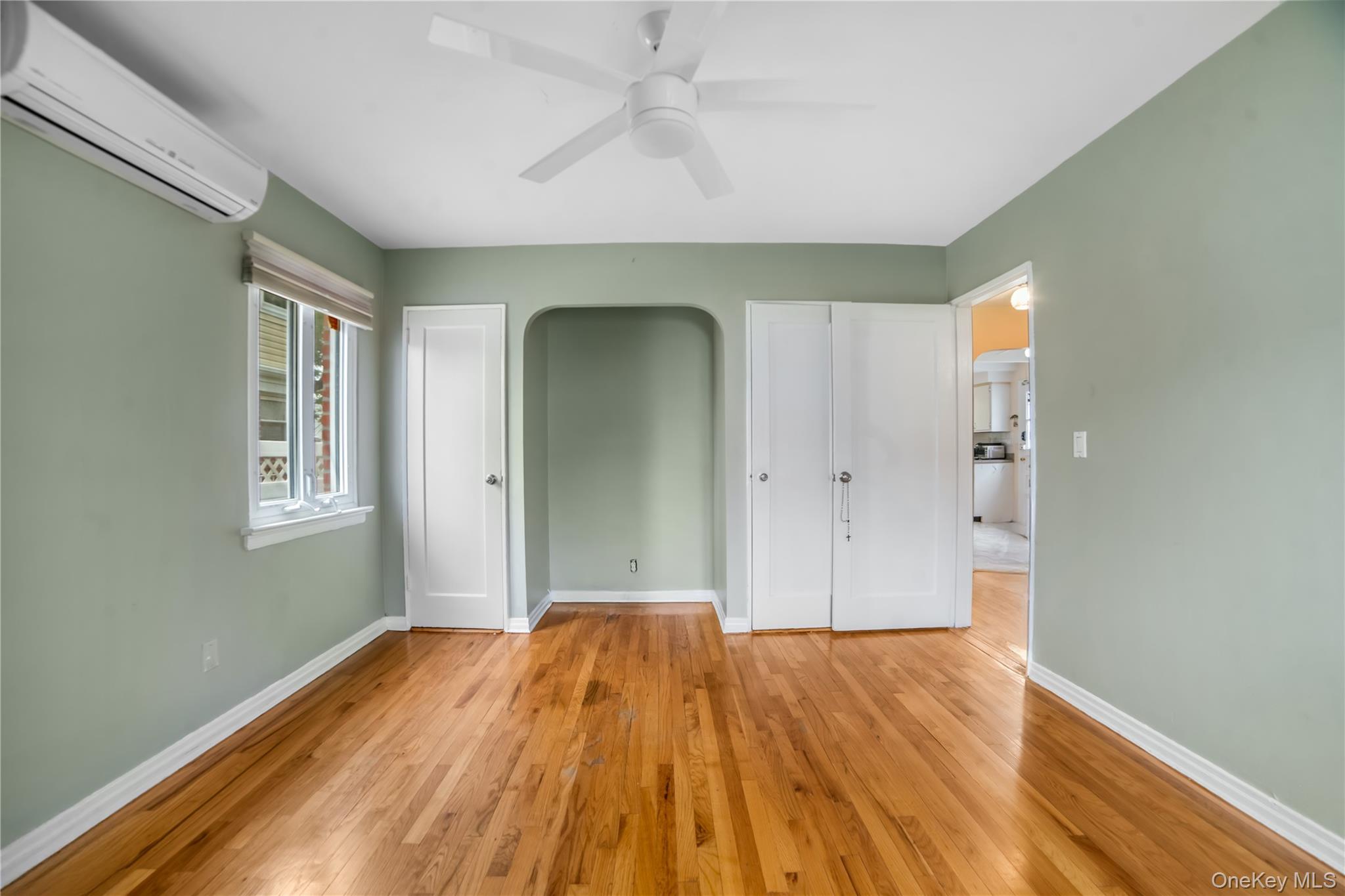 #7 photo, 7719 252nd Street, クイーンズ区 Bellerose , NY 11426