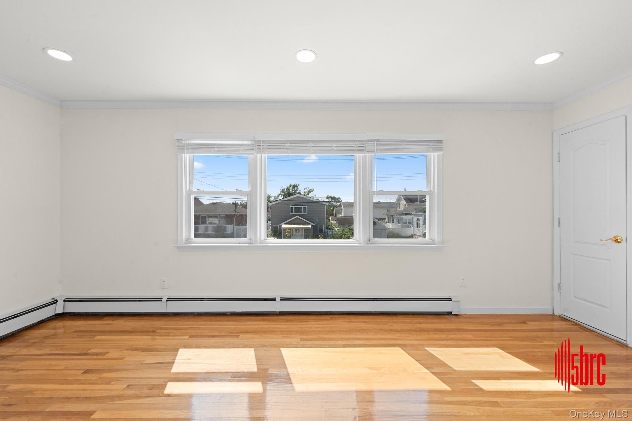 #15 photo, 16209 99th Street, クイーンズ区 Howard Beach , NY 11414