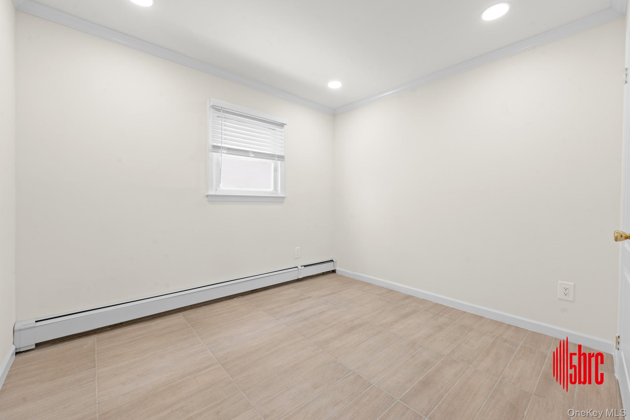 #16 photo, 16209 99th Street, クイーンズ区 Howard Beach , NY 11414