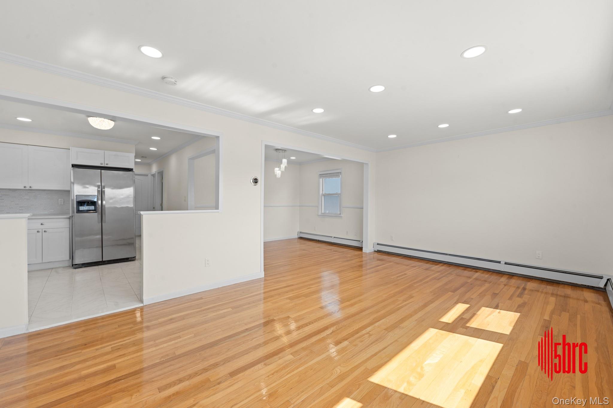 #5 photo, 16209 99th Street, クイーンズ区 Howard Beach , NY 11414