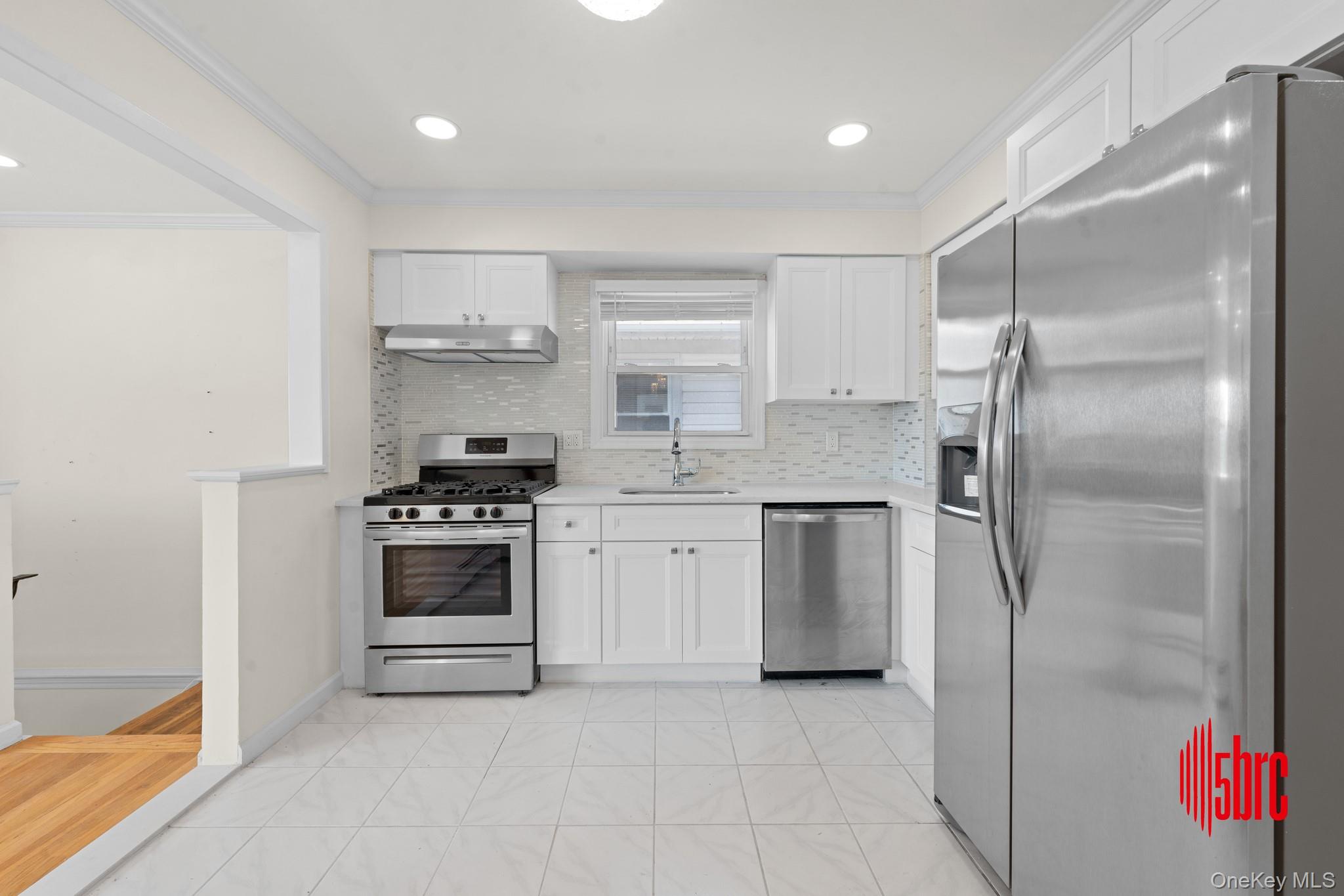 #8 photo, 16209 99th Street, クイーンズ区 Howard Beach , NY 11414