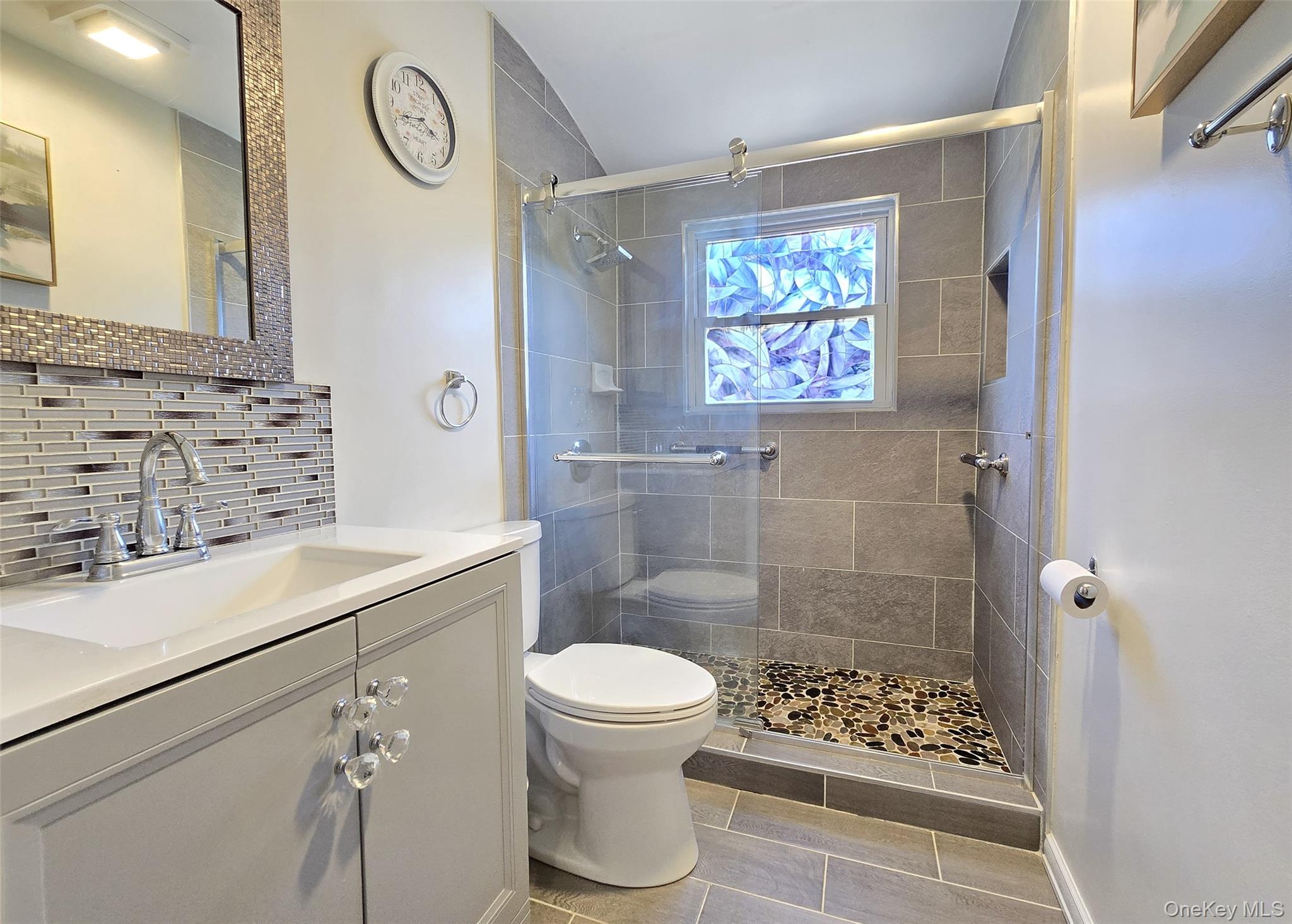 #7 photo, 113 Berkeley Avenue, Selden , NY 11784