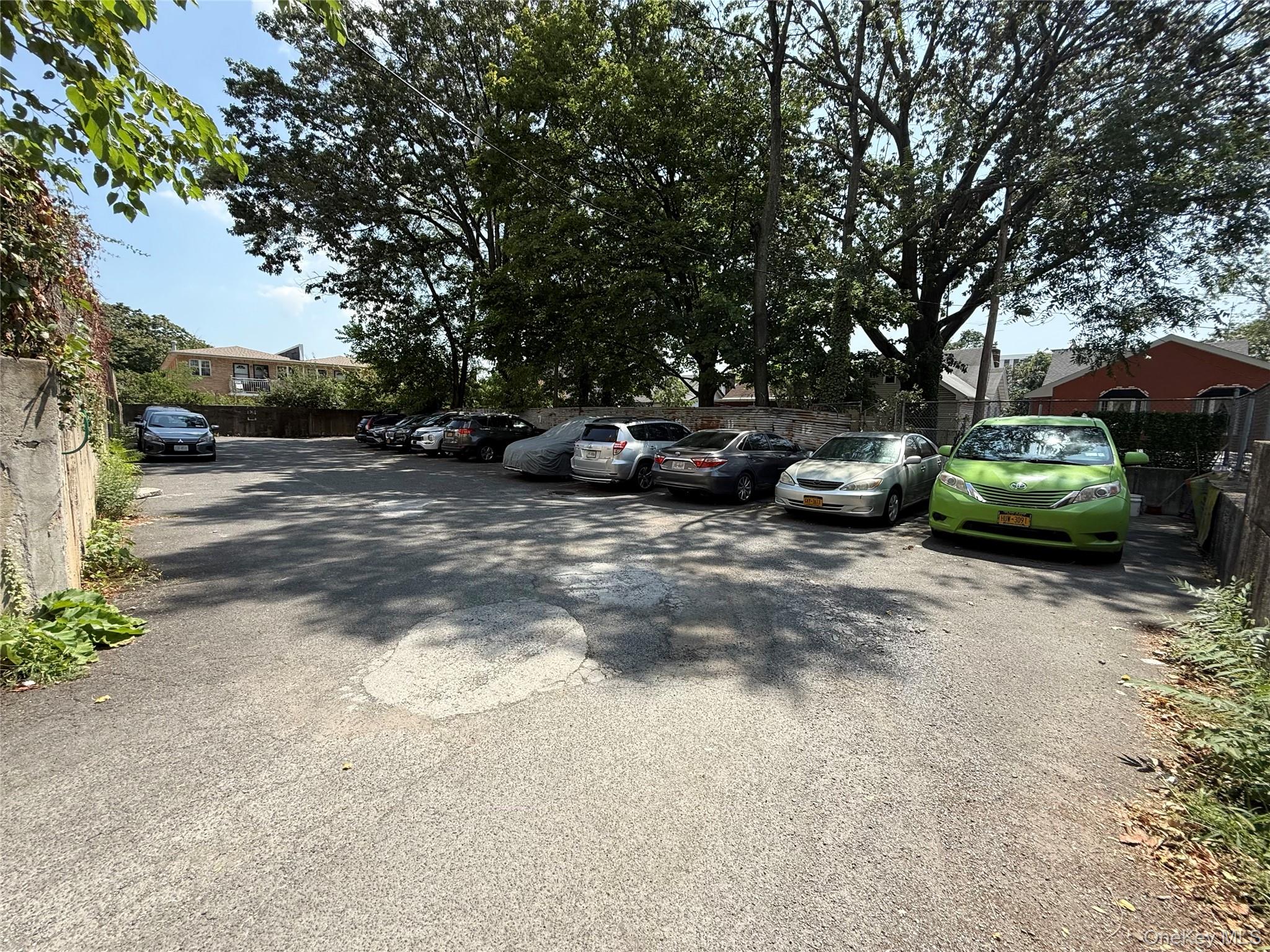 #12 photo, 165-20 Highland Avenue, クイーンズ区 Jamaica Hills , NY 11432