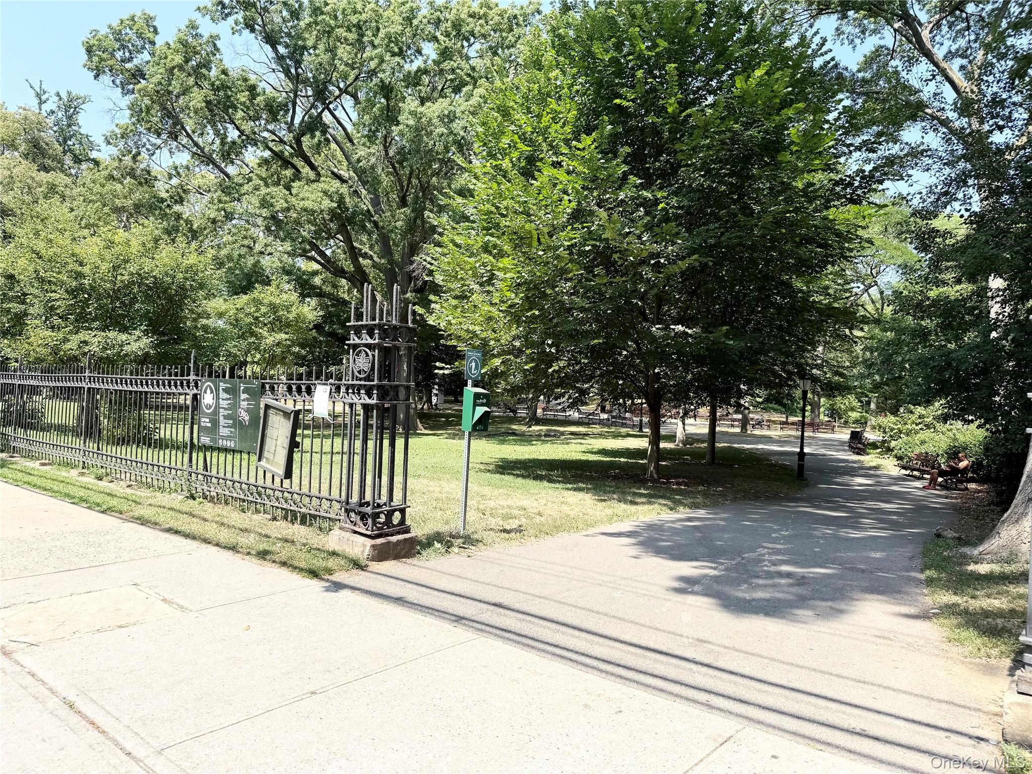 #13 photo, 165-20 Highland Avenue, クイーンズ区 Jamaica Hills , NY 11432