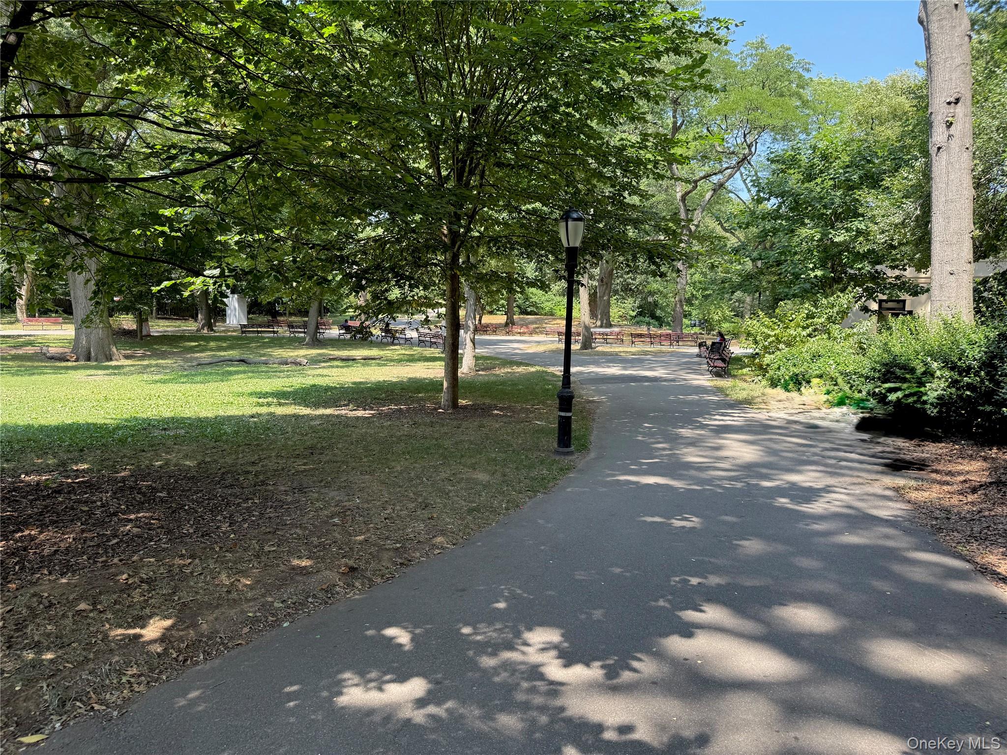 #14 photo, 165-20 Highland Avenue, クイーンズ区 Jamaica Hills , NY 11432