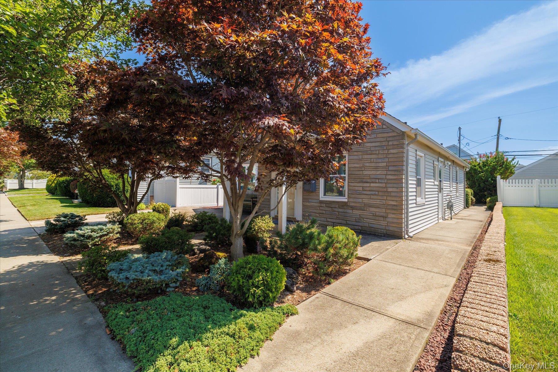 #3 photo, 328 W Fulton Street, Long Beach , NY 11561