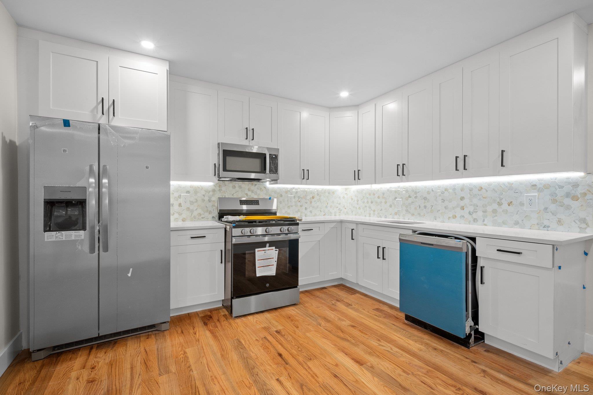 #1 photo, 137-08 175 Street, كوينز Rochdale , NY 11434