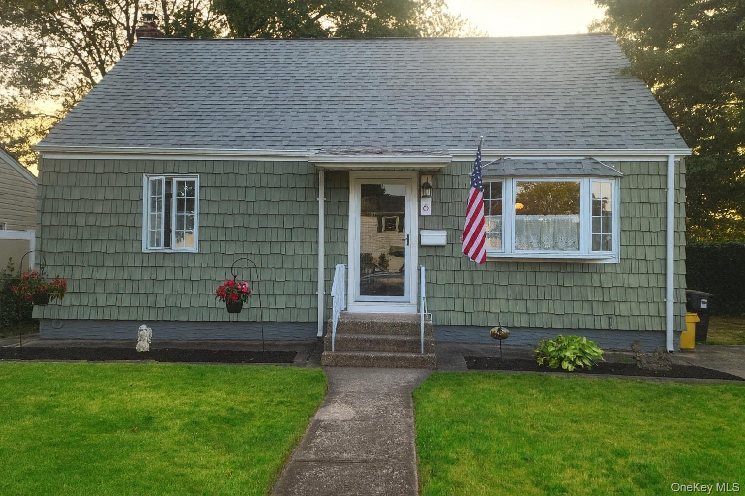 #1 photo, 6 Ford Drive, 長島 Massapequa , NY 11758