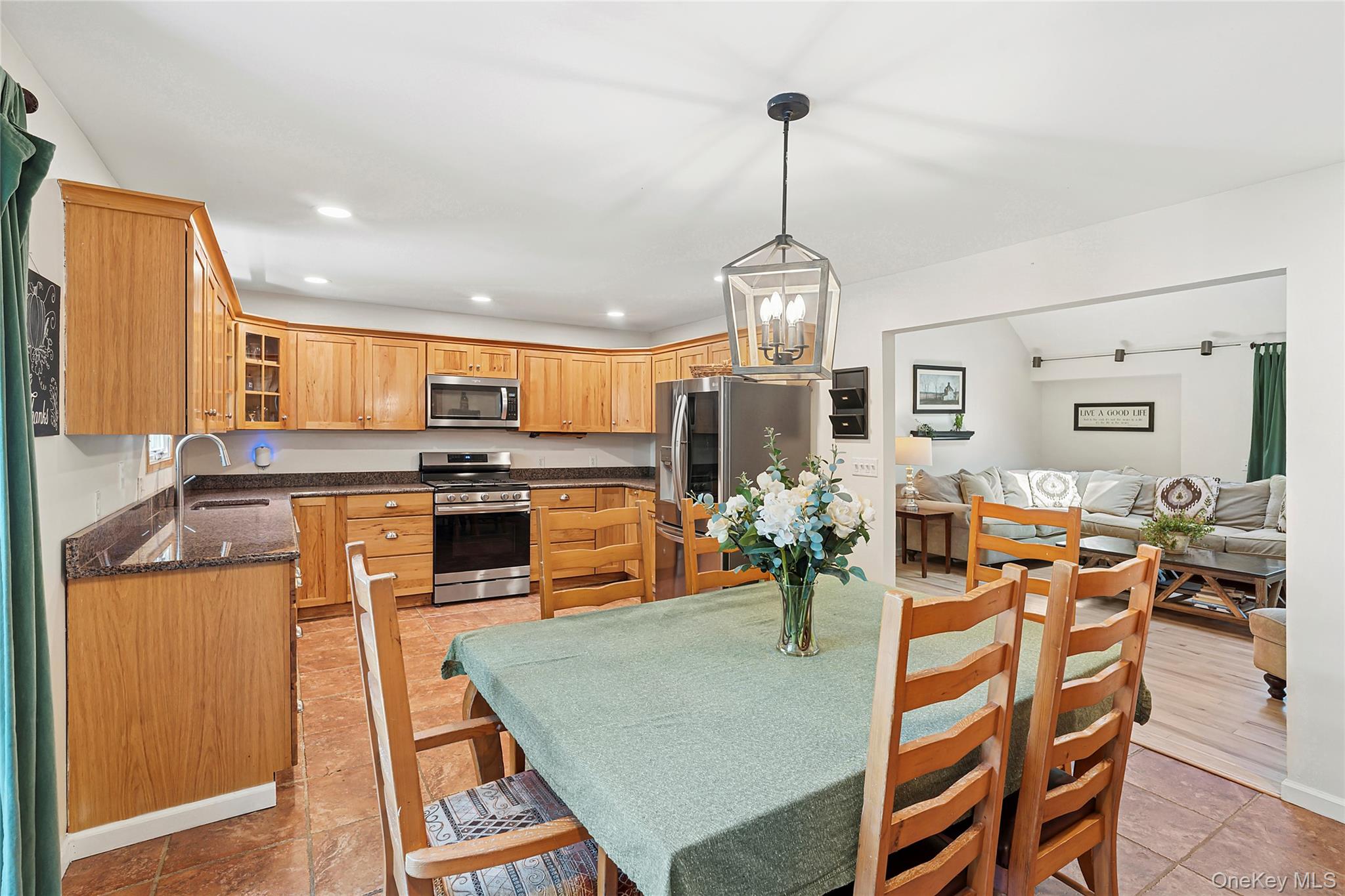 #7 photo, 117 Trout Brook Lane, サフォーク郡 Aquebogue , NY 11931