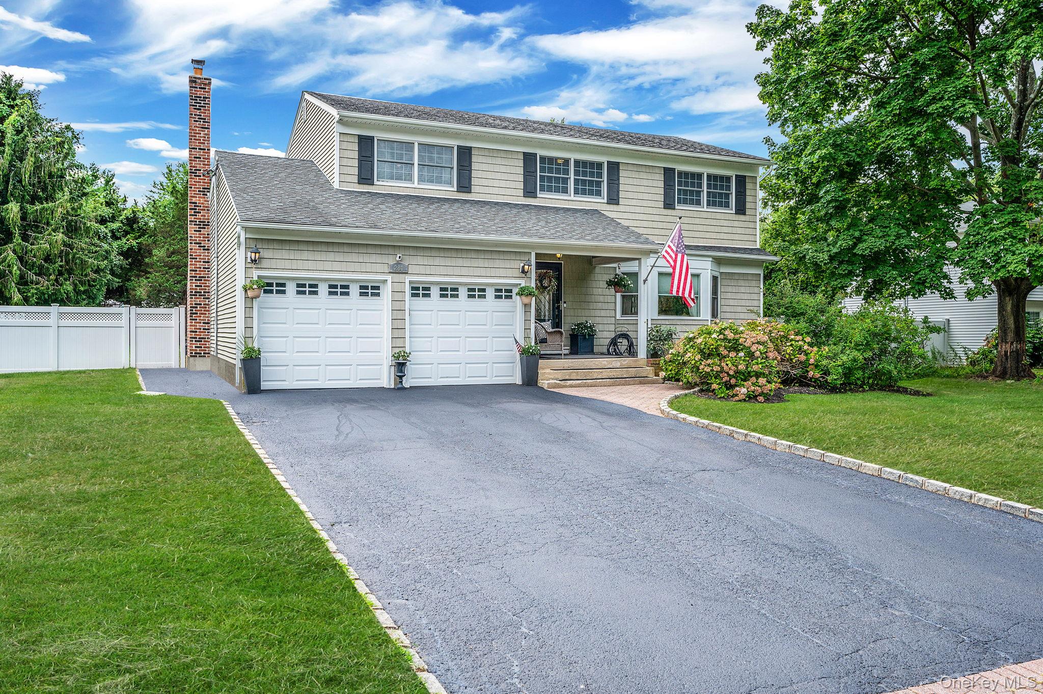 #1 photo, 280 Pipe Stave Hollow Road, सफ़ोक काउंटी Mount Sinai , NY 11766