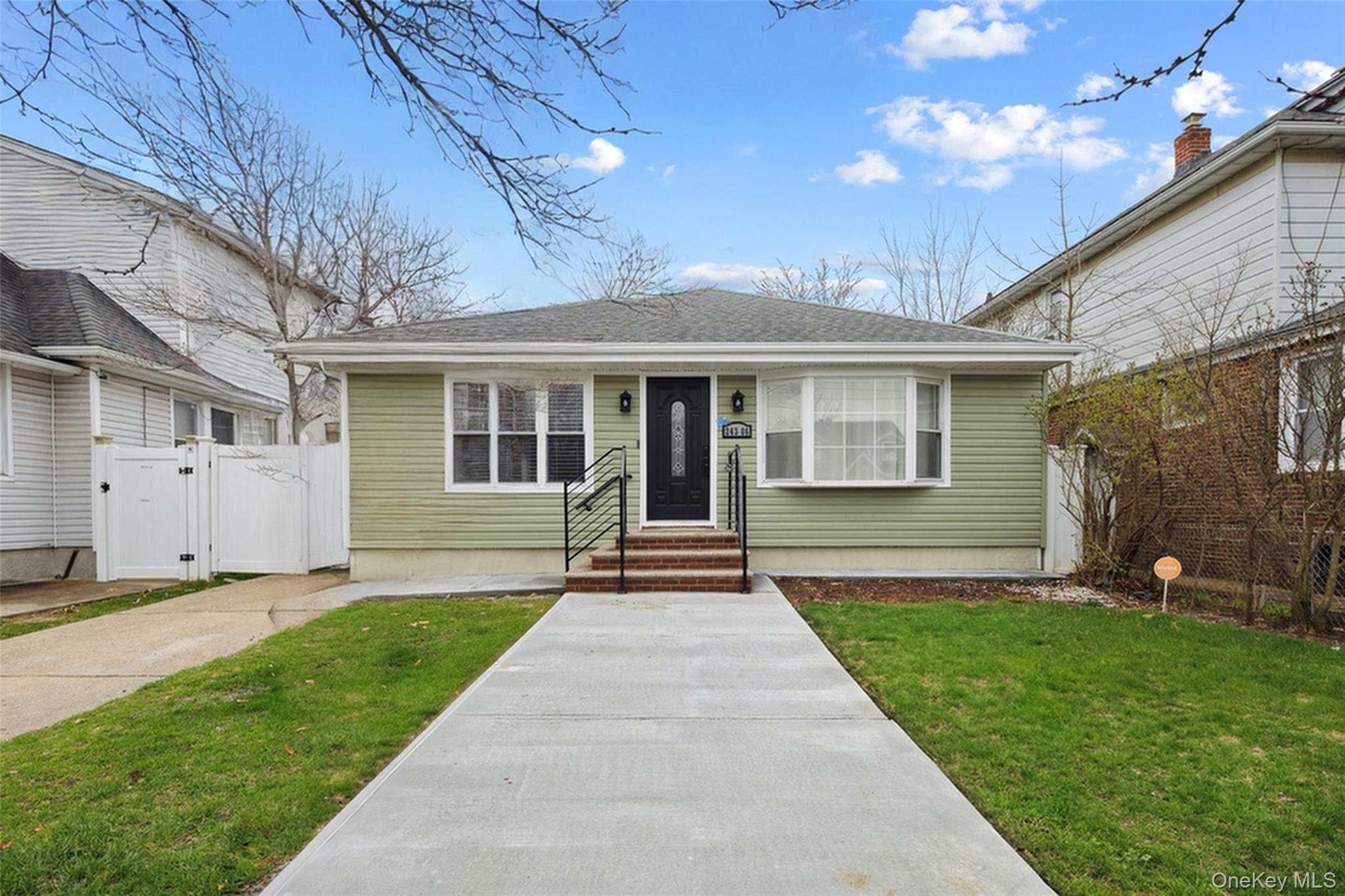 #1 photo, 243-06 134 Avenue, 皇后區 Rosedale , NY 11422