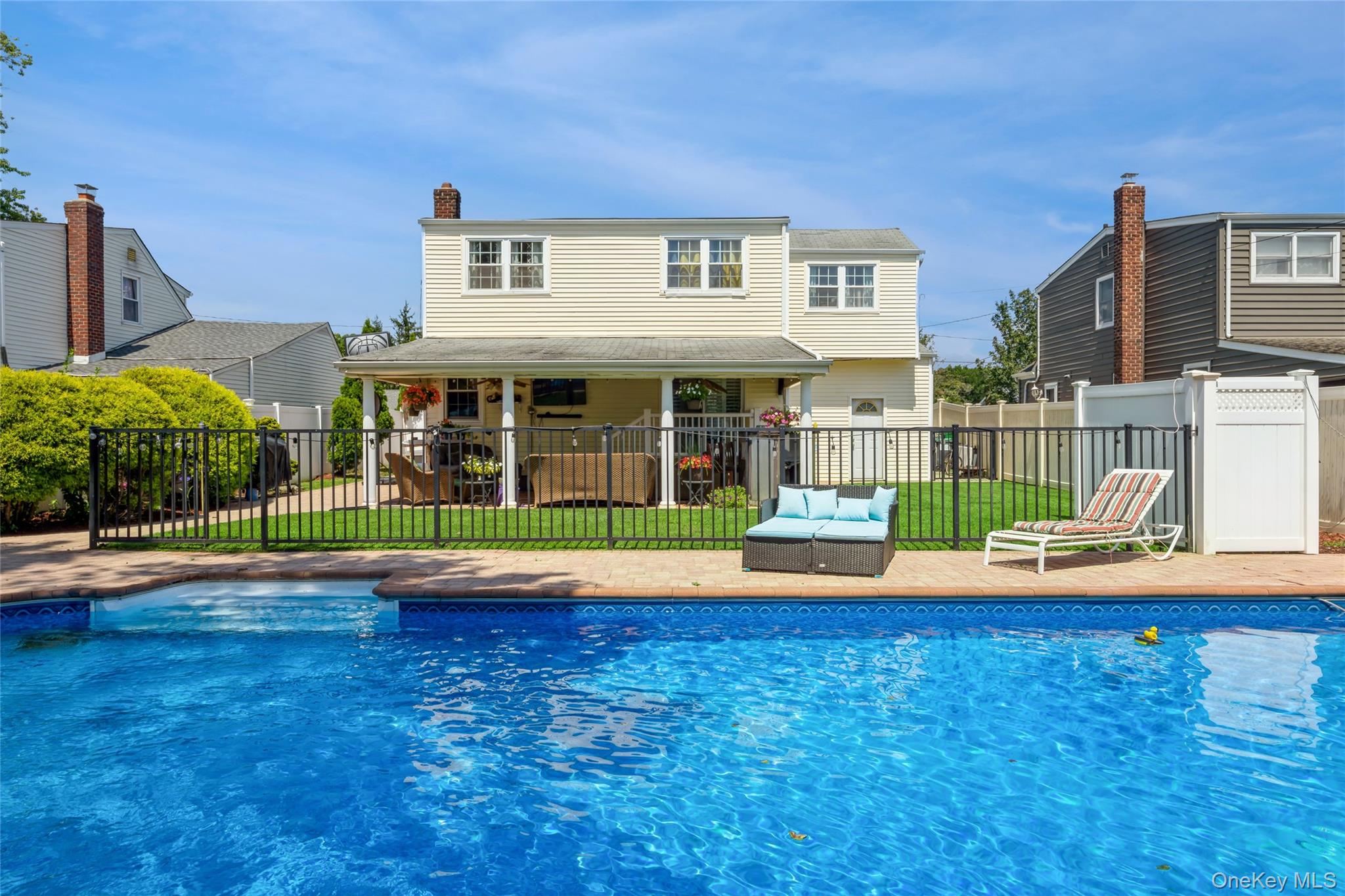 #17 photo, 3680 Stokes Avenue, Bethpage , NY 11714