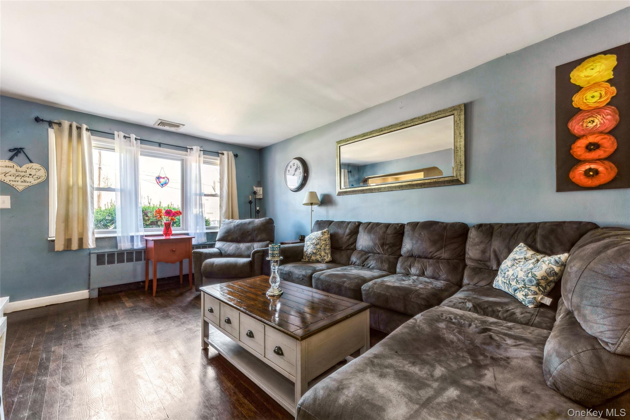 #4 photo, 3680 Stokes Avenue, Bethpage , NY 11714