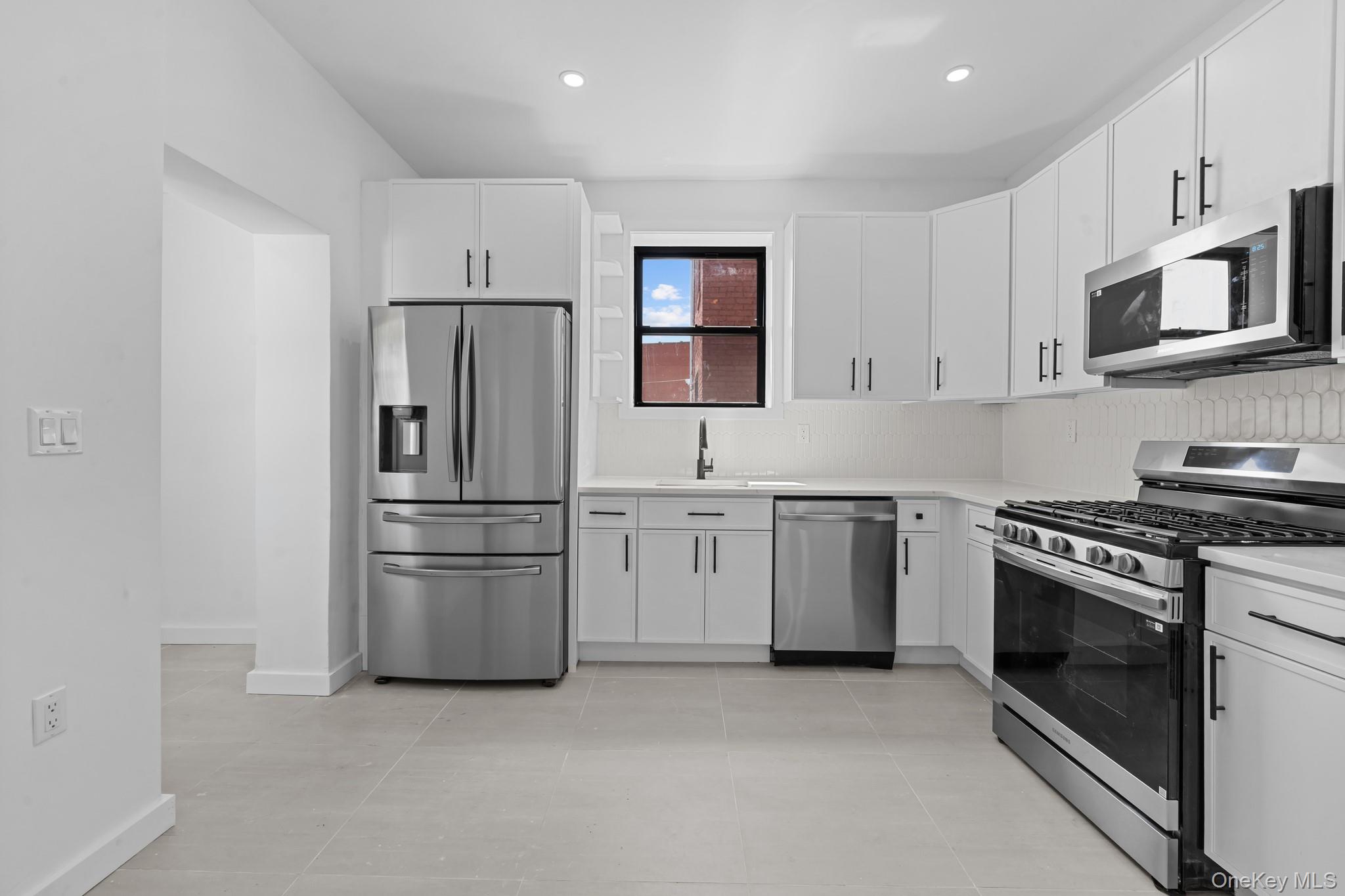 #1 photo, 529 E 54th Street, ブルックリン区 Brooklyn , NY 11203