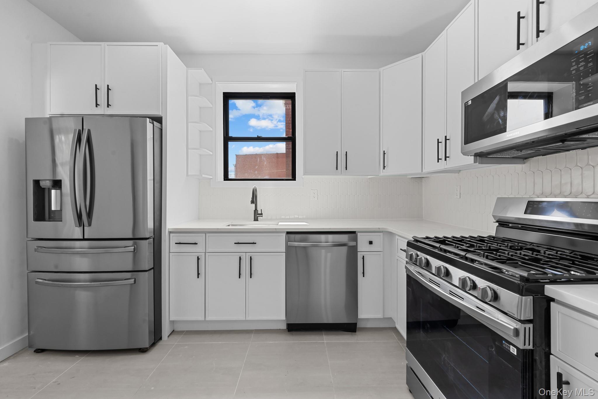 #3 photo, 529 E 54th Street, ブルックリン区 Brooklyn , NY 11203