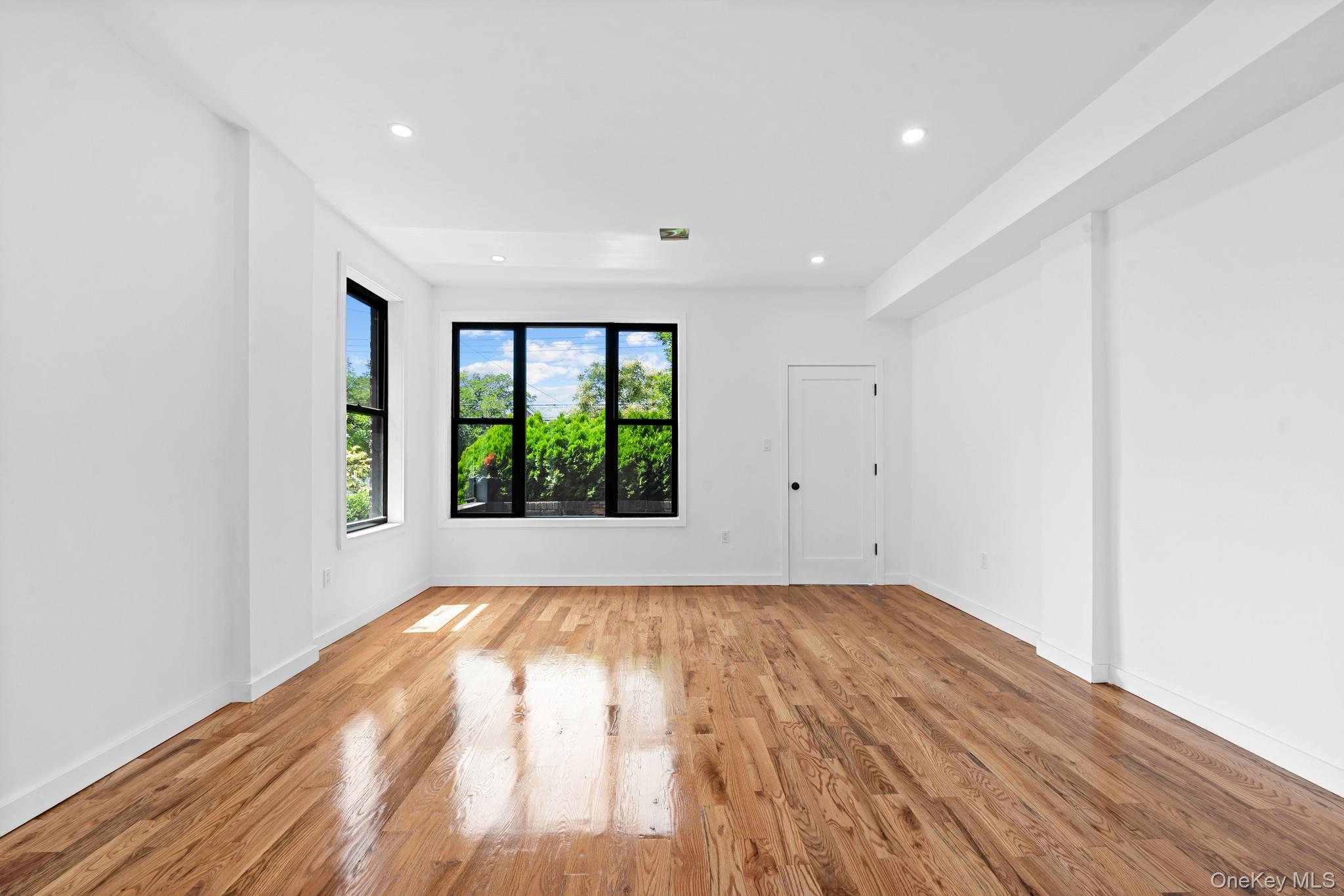 #8 photo, 529 E 54th Street, ブルックリン区 Brooklyn , NY 11203