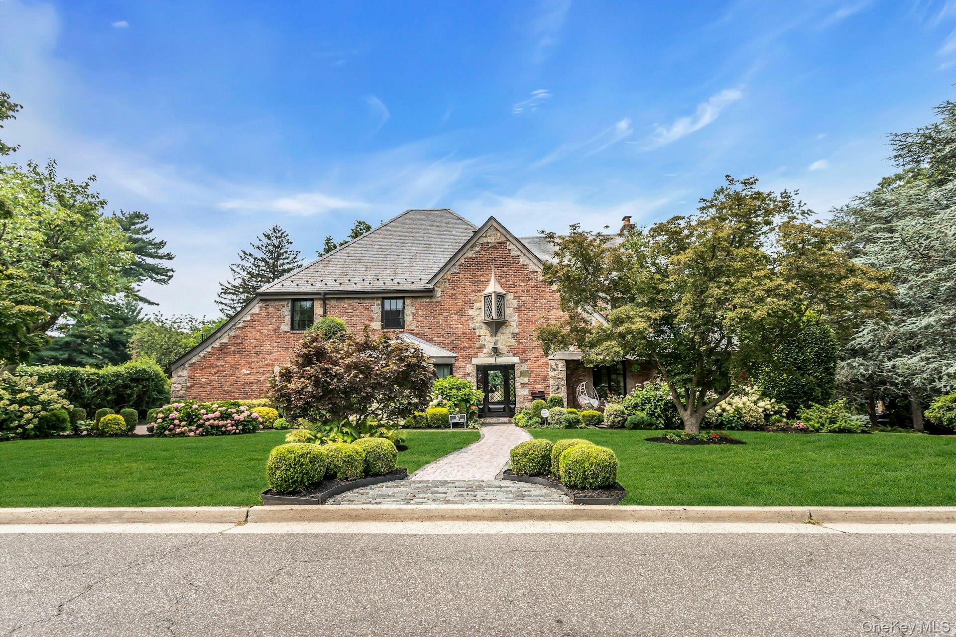 #1 photo, 57 Aldershot Lane, 長島 曼哈塞特 Manhasset , NY 11030