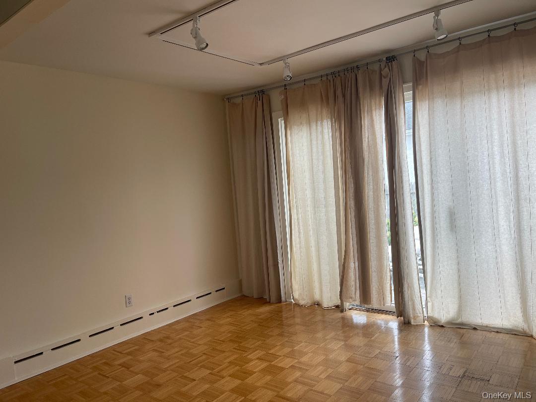 #10 photo, 75 Mohawk Avenue, East Atlantic Beach , NY 11561