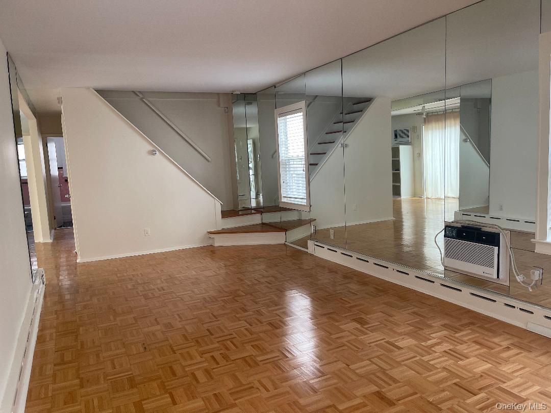 #4 photo, 75 Mohawk Avenue, East Atlantic Beach , NY 11561