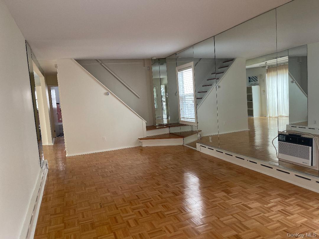 #5 photo, 75 Mohawk Avenue, East Atlantic Beach , NY 11561