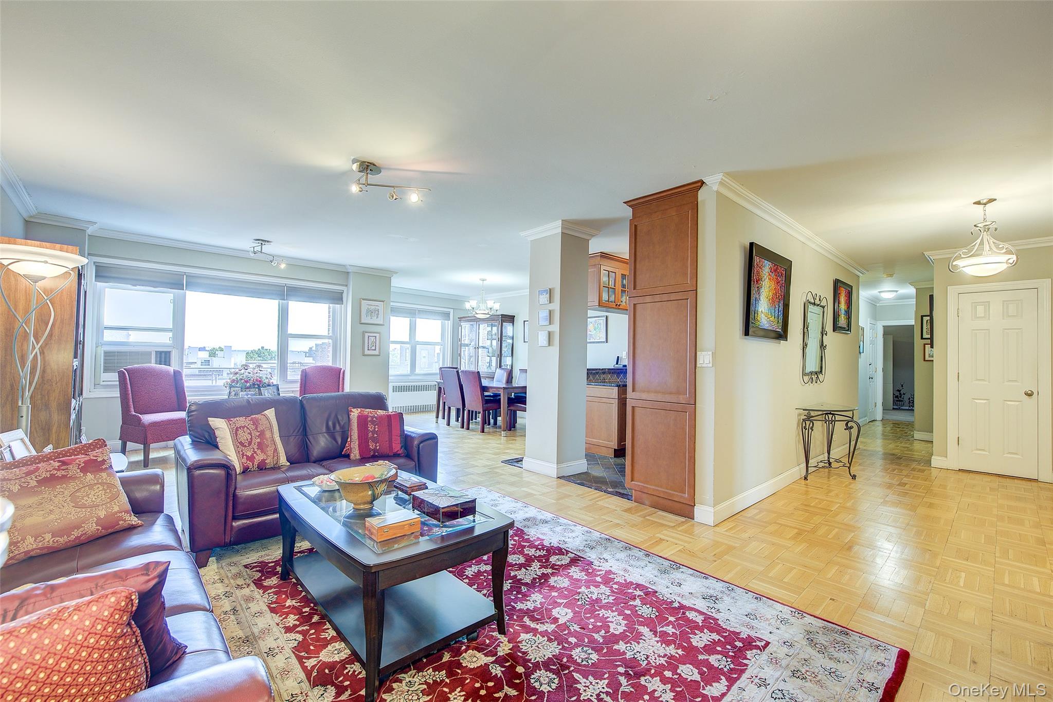 #1 photo, 110-45 Queens Boulevard, फॉरेस्ट हिल्स Forest Hills , NY 11375