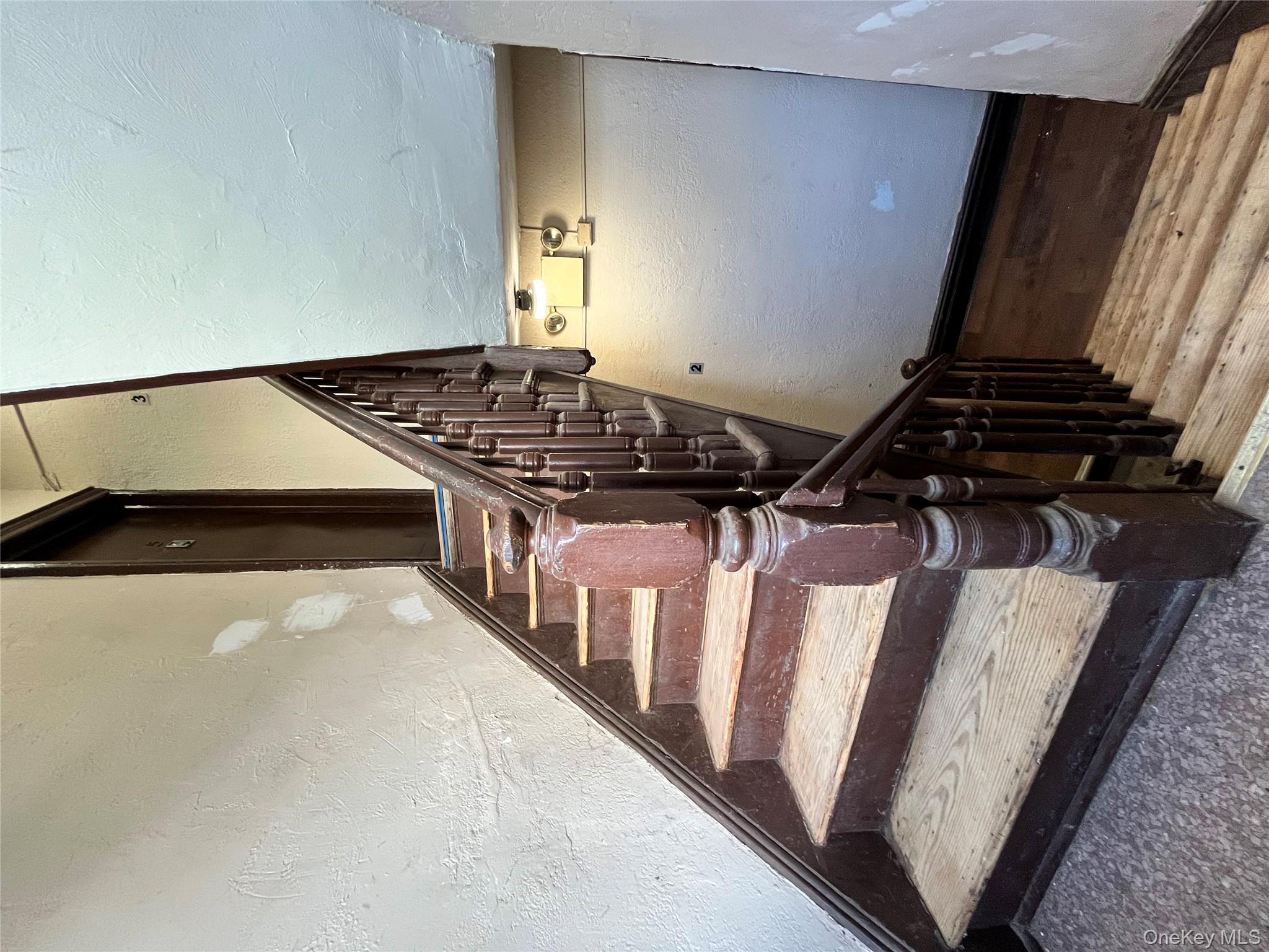 #2 photo, 591 Van Nest Avenue, ブロンクス区 Bronx , NY 10460