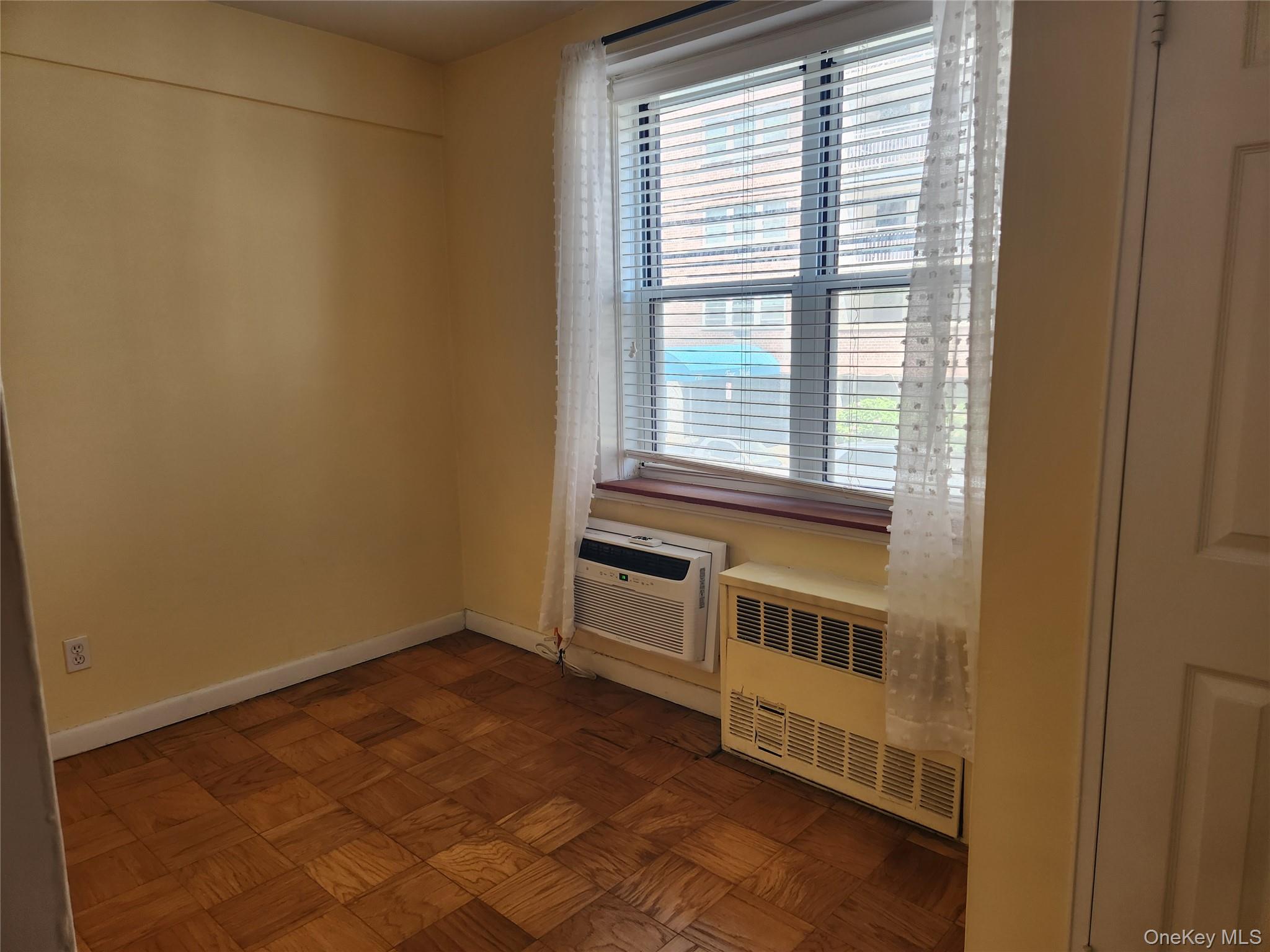 #5 photo, 700 Shore Road, ナッソー郡 Long Beach , NY 11561