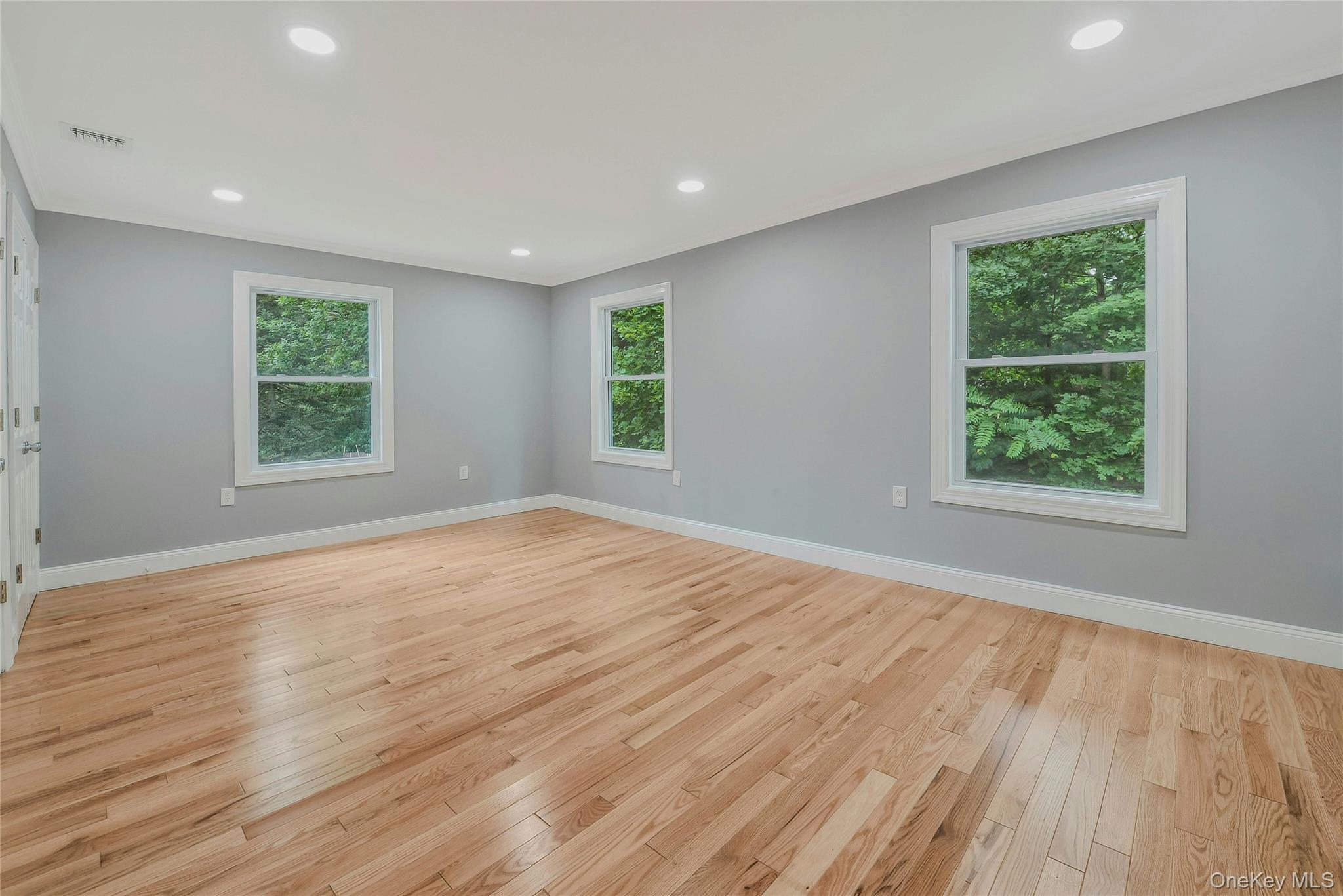 #14 photo, 9 Moscato Street, Huntington , NY 11743