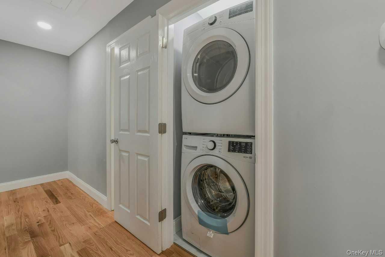 #16 photo, 9 Moscato Street, Huntington , NY 11743