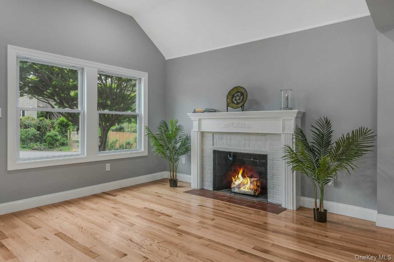 #3 photo, 9 Moscato Street, Huntington , NY 11743