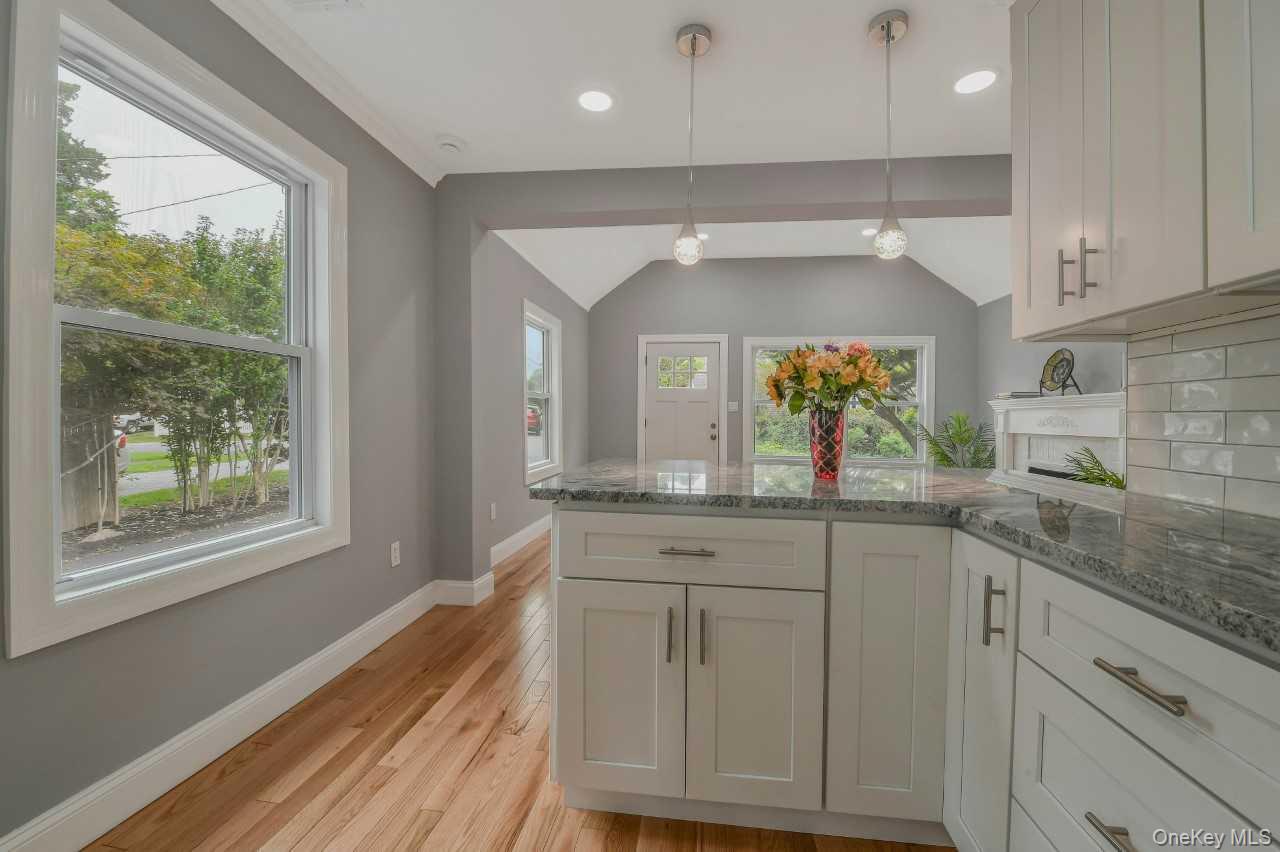 #7 photo, 9 Moscato Street, Huntington , NY 11743