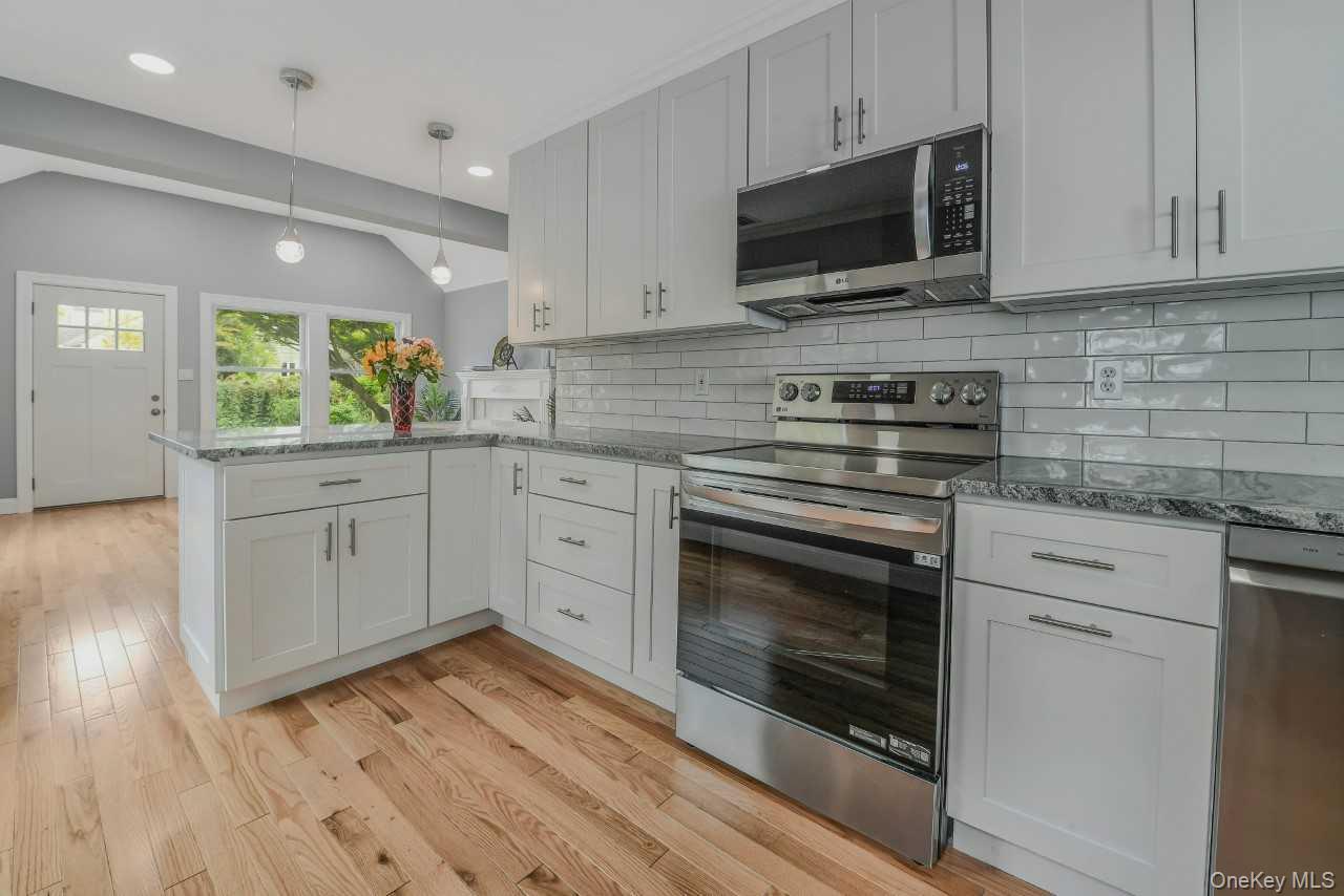 #8 photo, 9 Moscato Street, Huntington , NY 11743