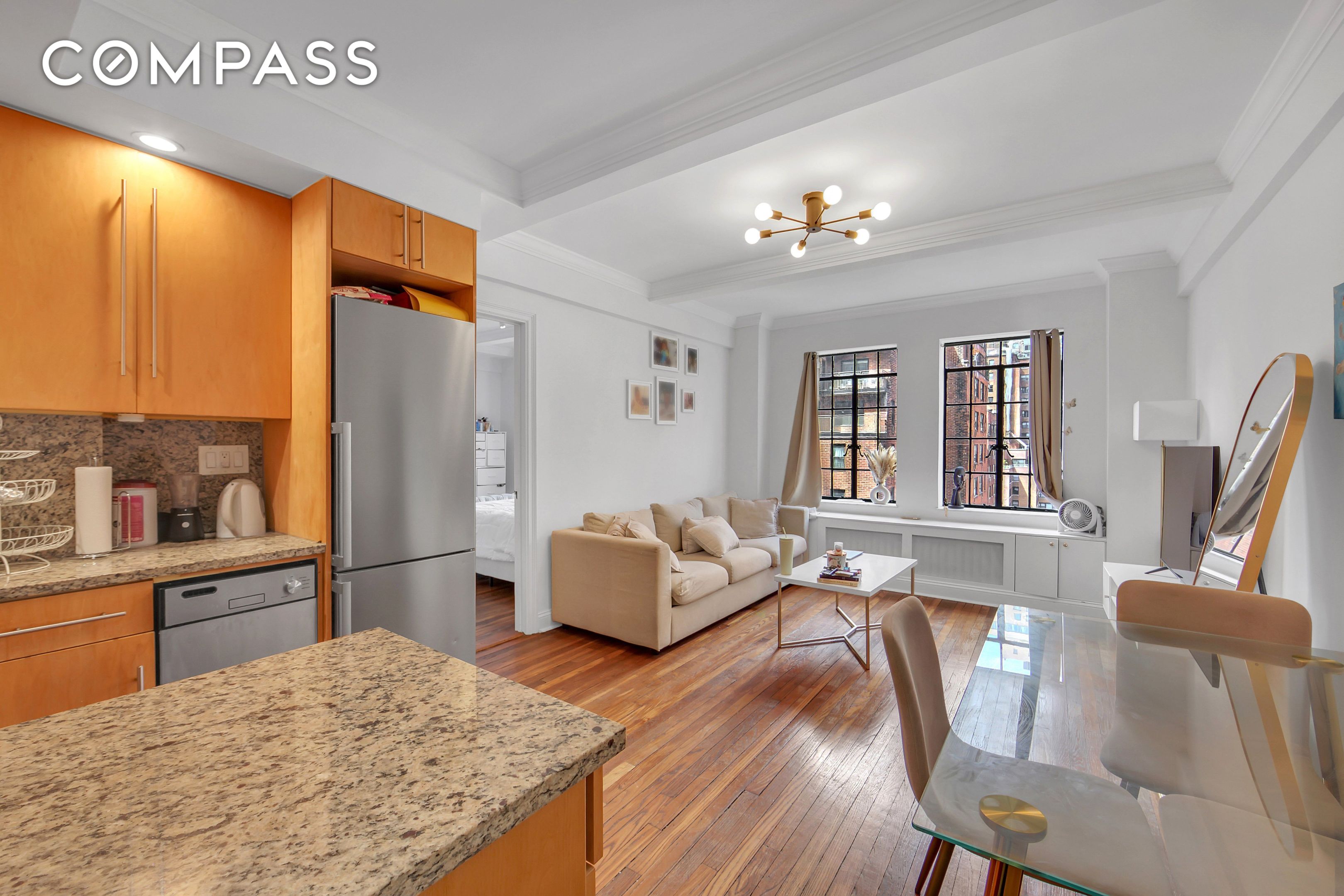 #1 photo, 5 Tudor City Place, Murray Hill , NY 10017