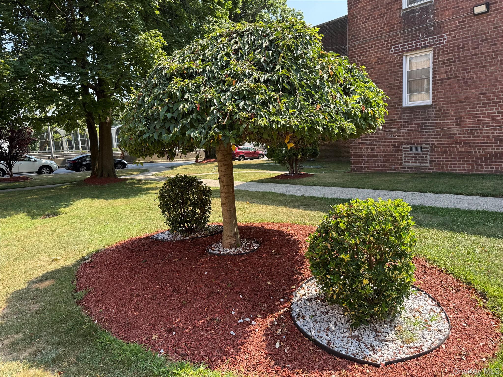 #3 photo, 1549 Central Park Avenue, Yonkers , NY 10710