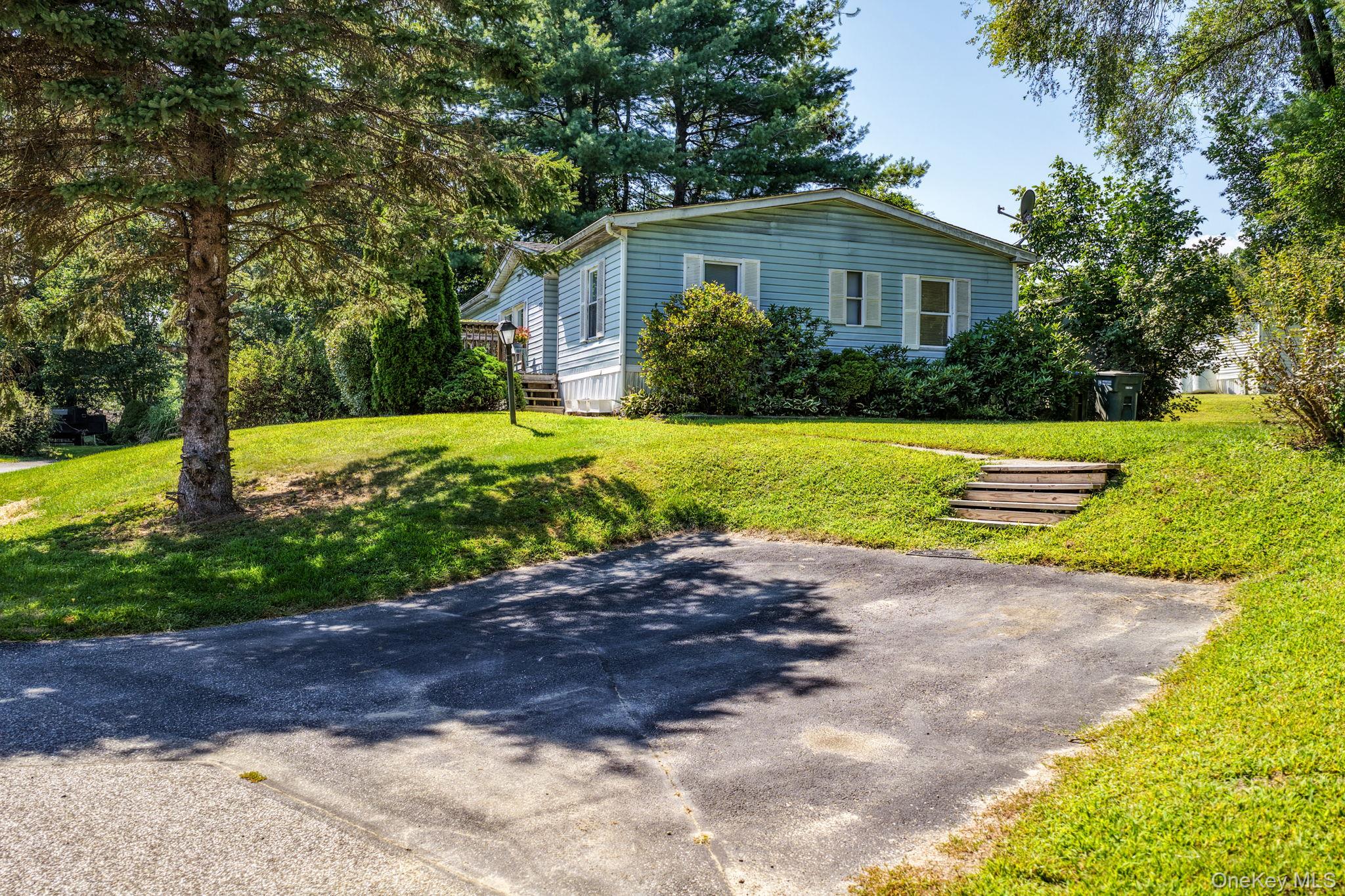 #1 photo, 12 Birch Lane, Bloomingburg , NY 12721