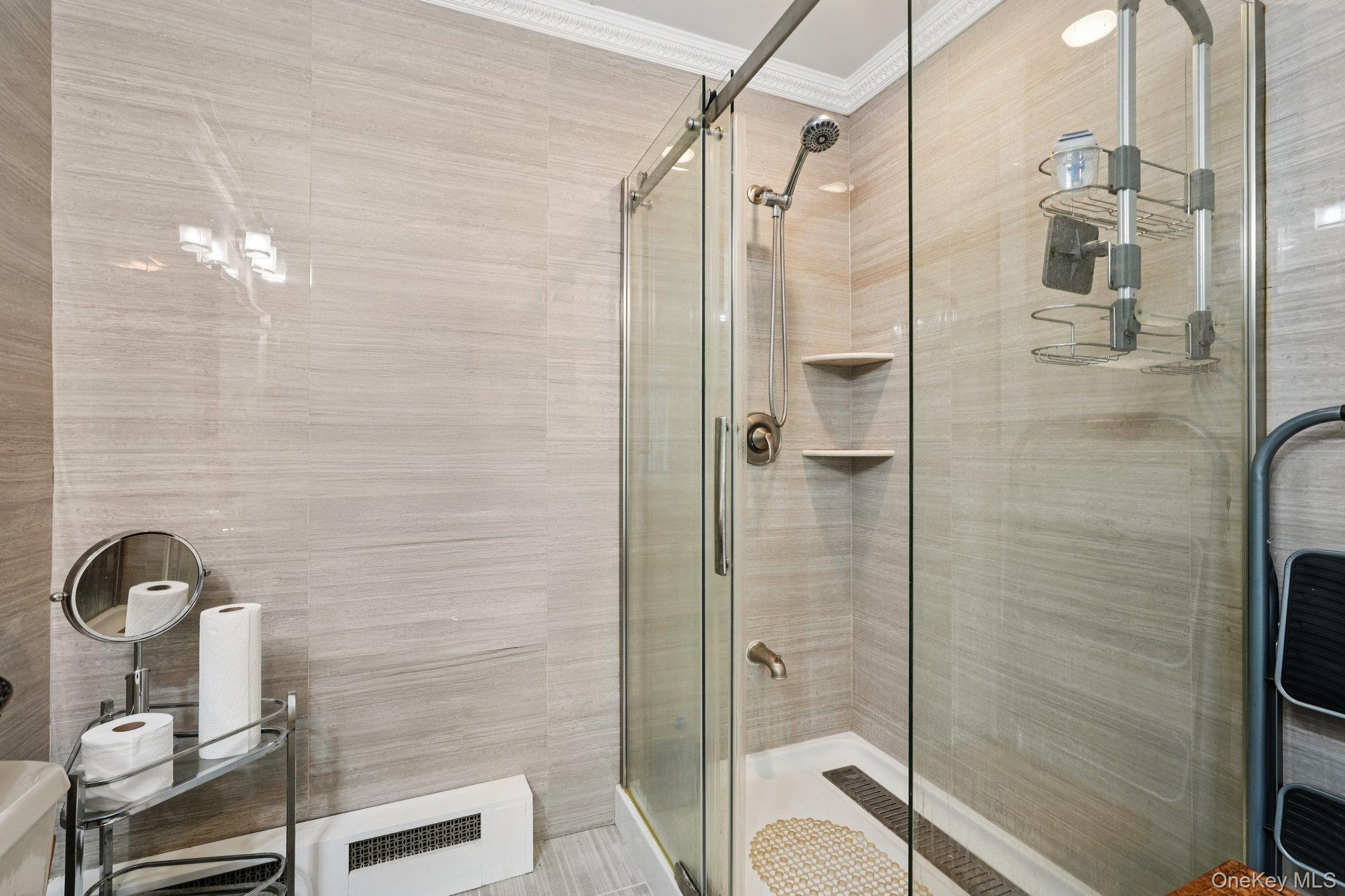 #20 photo, 152 Lake Road, Valley Cottage , NY 10989