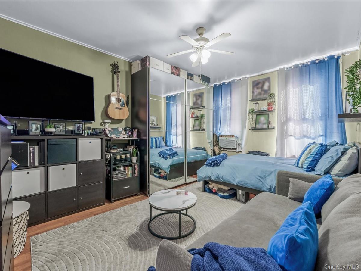 #10 photo, 1062 Seneca Avenue, クイーンズ区 Ridgewood , NY 11385