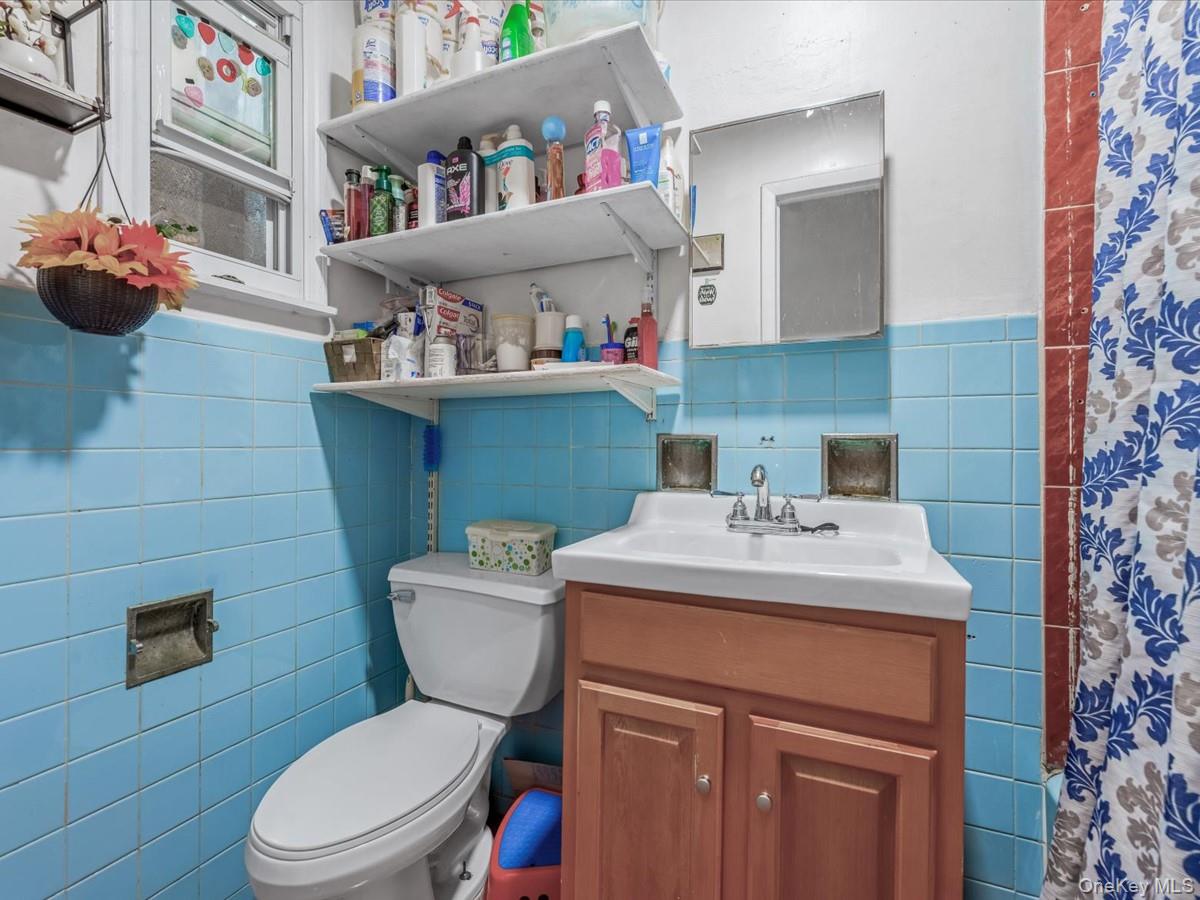 #8 photo, 1062 Seneca Avenue, クイーンズ区 Ridgewood , NY 11385