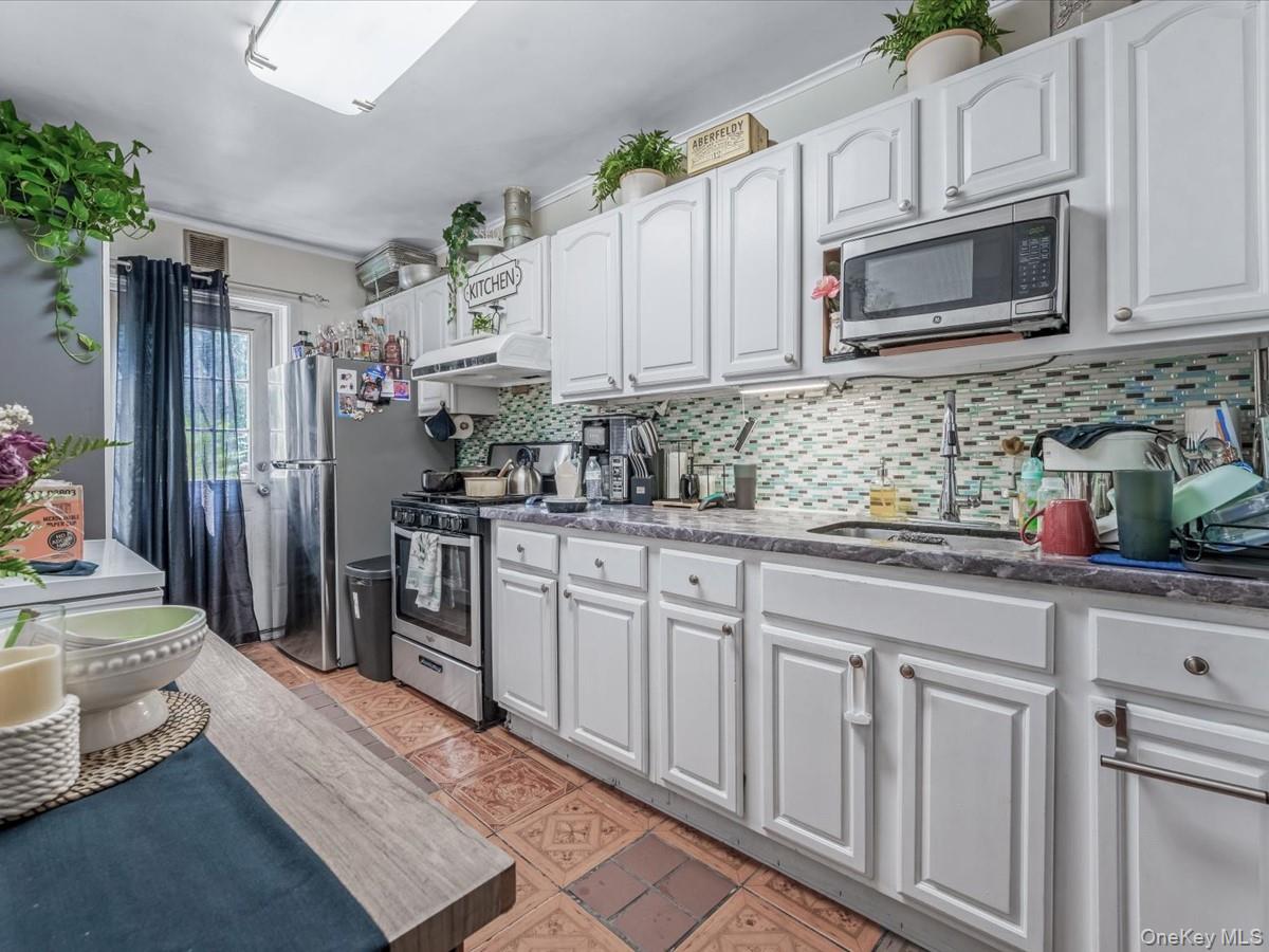 #9 photo, 1062 Seneca Avenue, クイーンズ区 Ridgewood , NY 11385