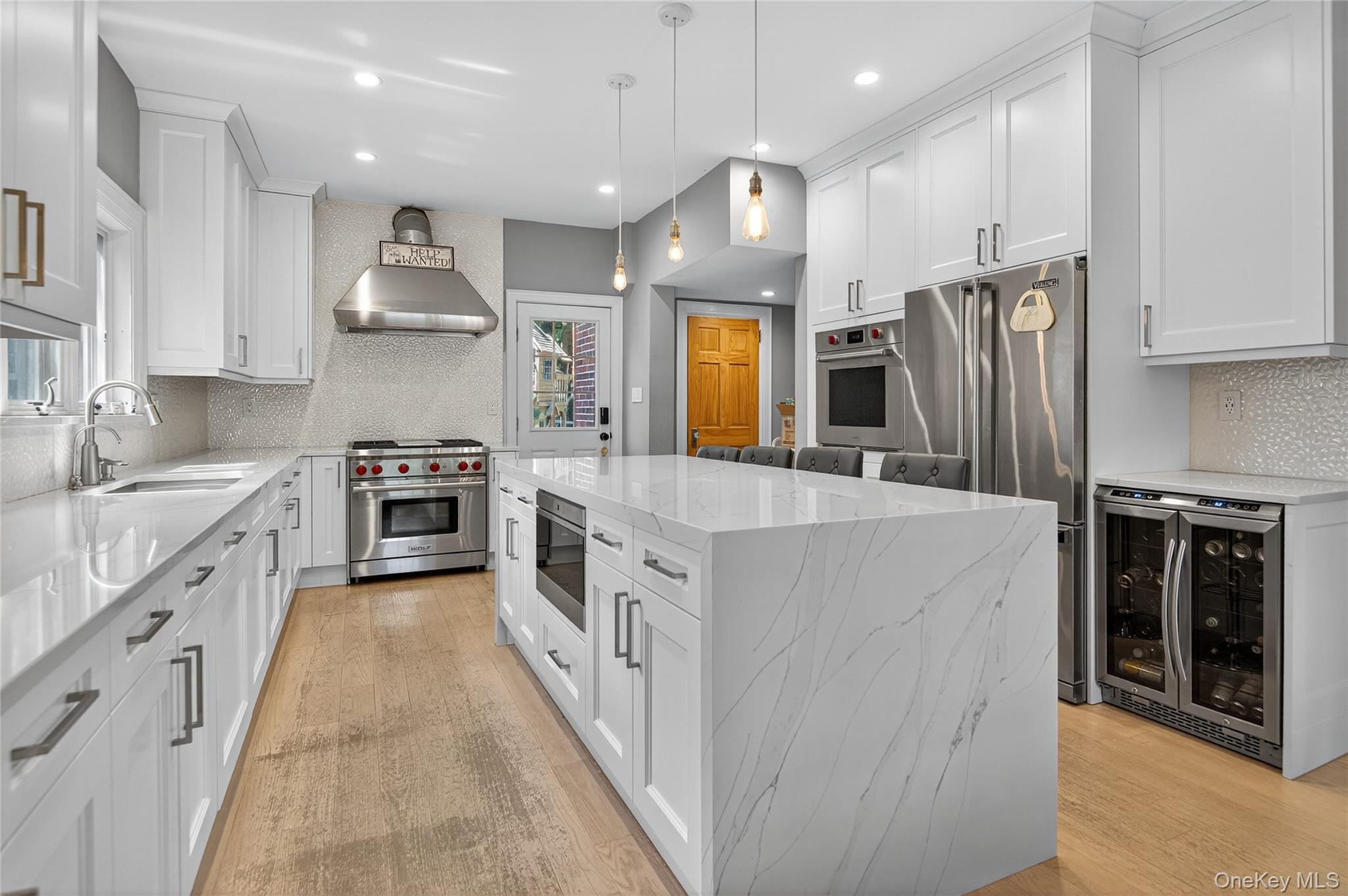 #10 photo, 20 Hendrick Avenue, Glen Cove , NY 11542