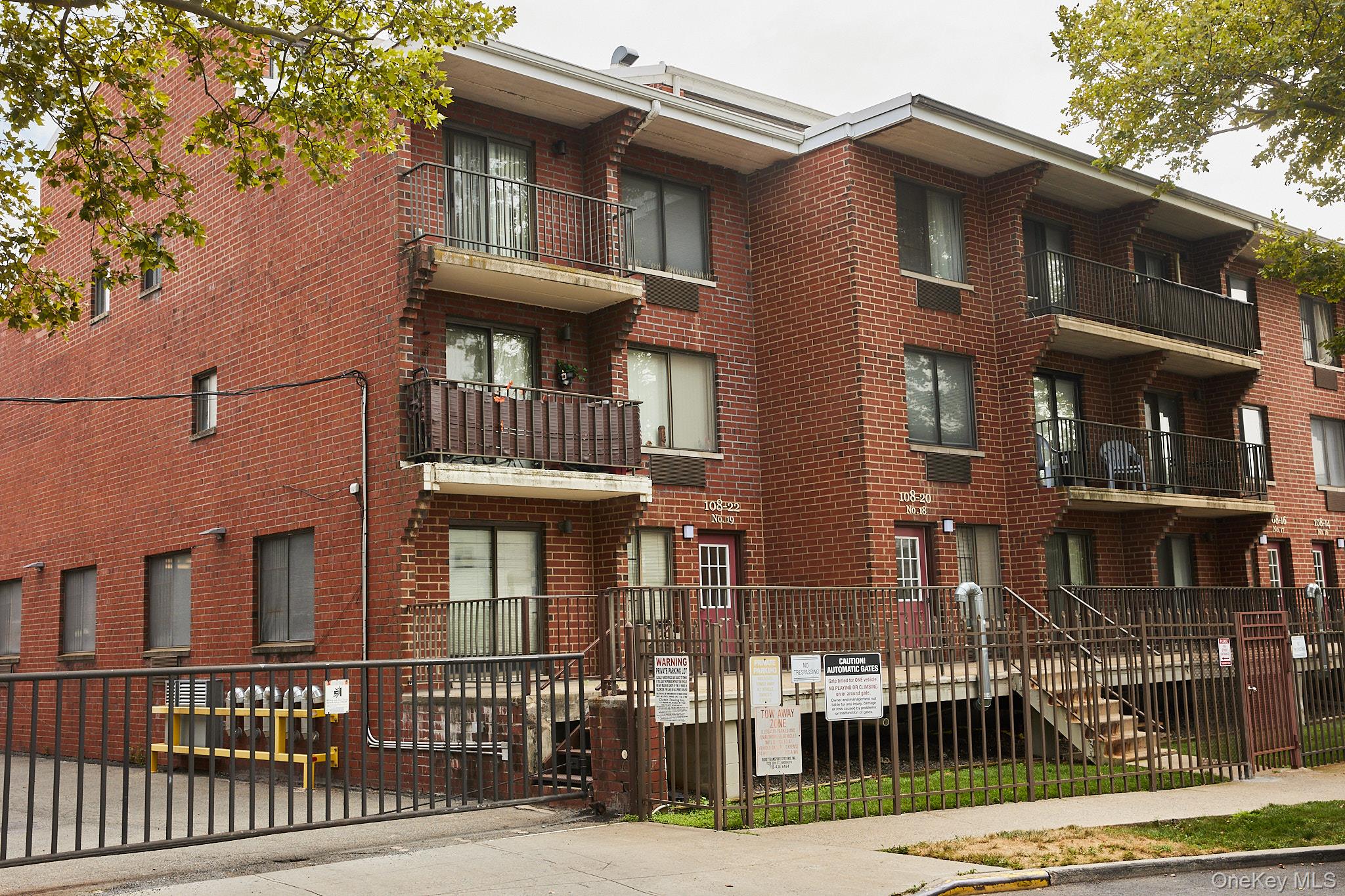 #1 photo, 10820 Flatlands 9th Street, ब्रुकलीन Brooklyn , NY 11236