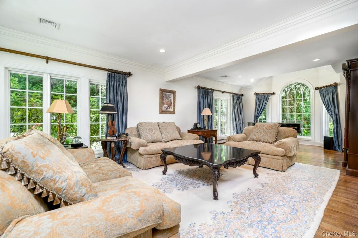 #6 photo, 19 Kingdom Ridge Road, Bedford , NY 10506