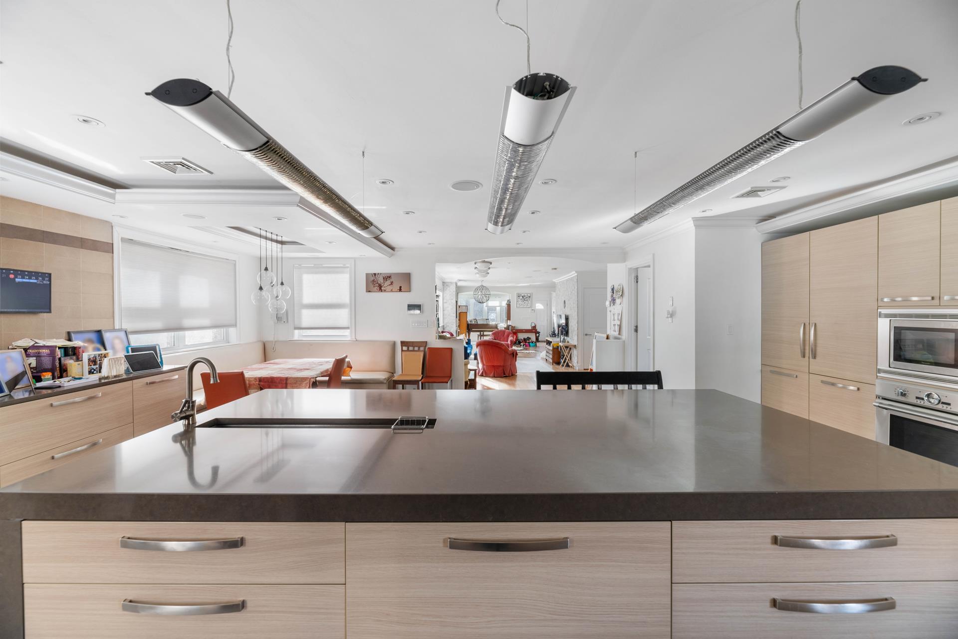 #16 photo, 351 W 262ND Street, North Riverdale , NY 10471