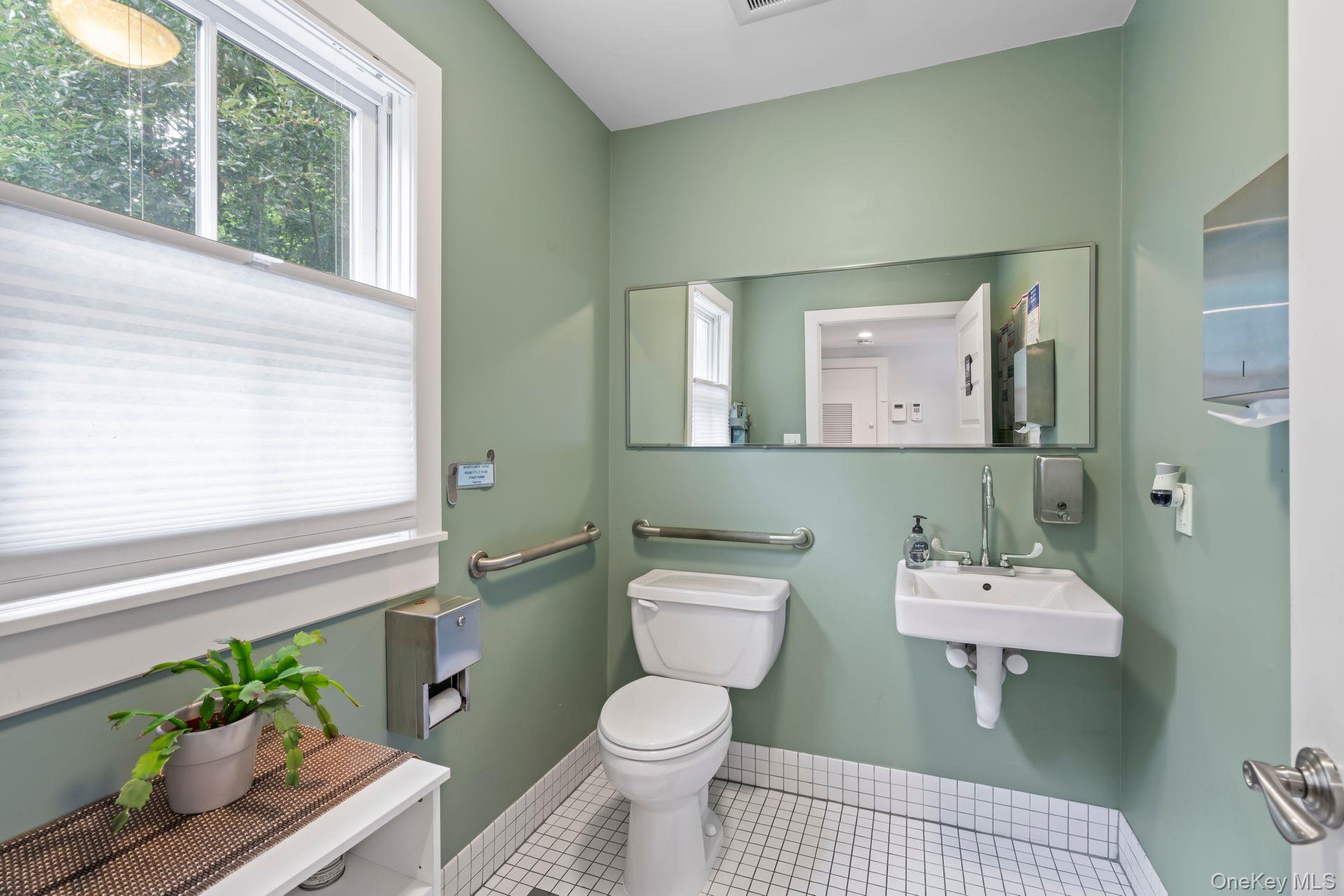 #13 photo, 67 Fort Salonga Road, Northport , NY 11768