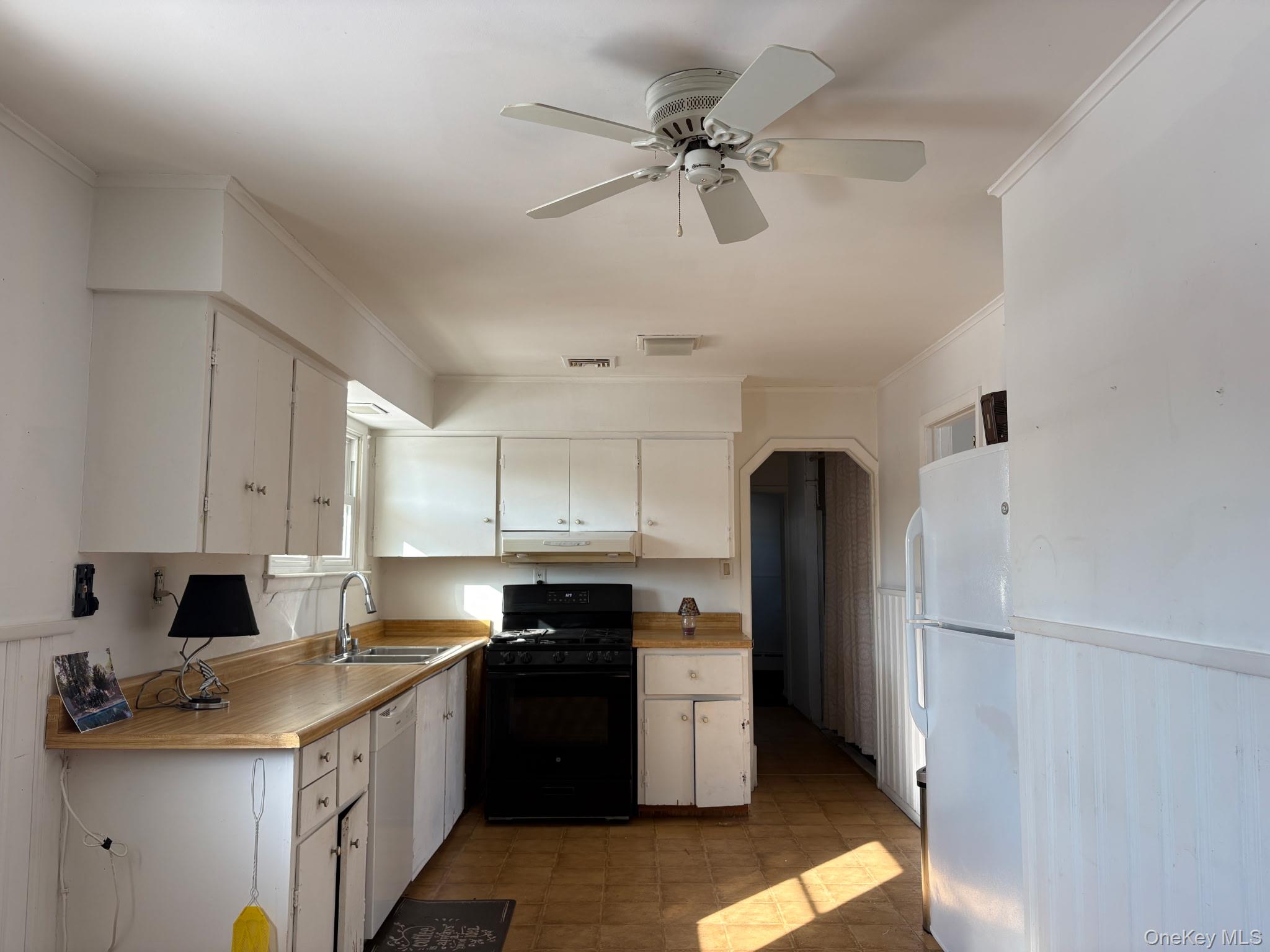 #5 photo, 5 Leland Drive, מחוז סאפוק Westhampton , NY 11977