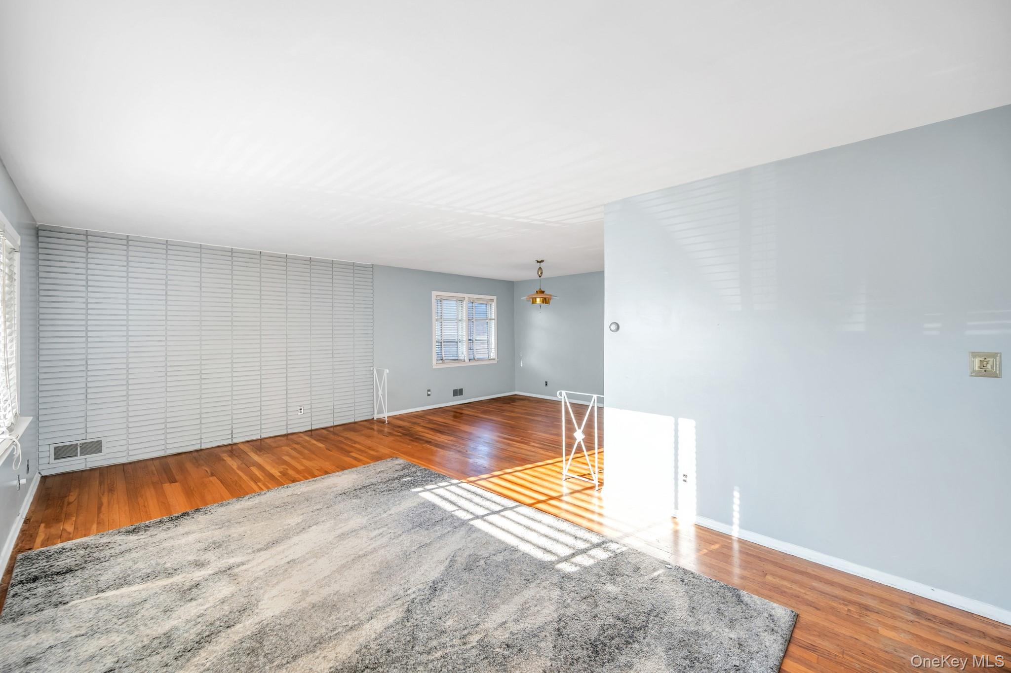 #3 photo, 159-15 89th Street, クイーンズ区 Howard Beach , NY 11414