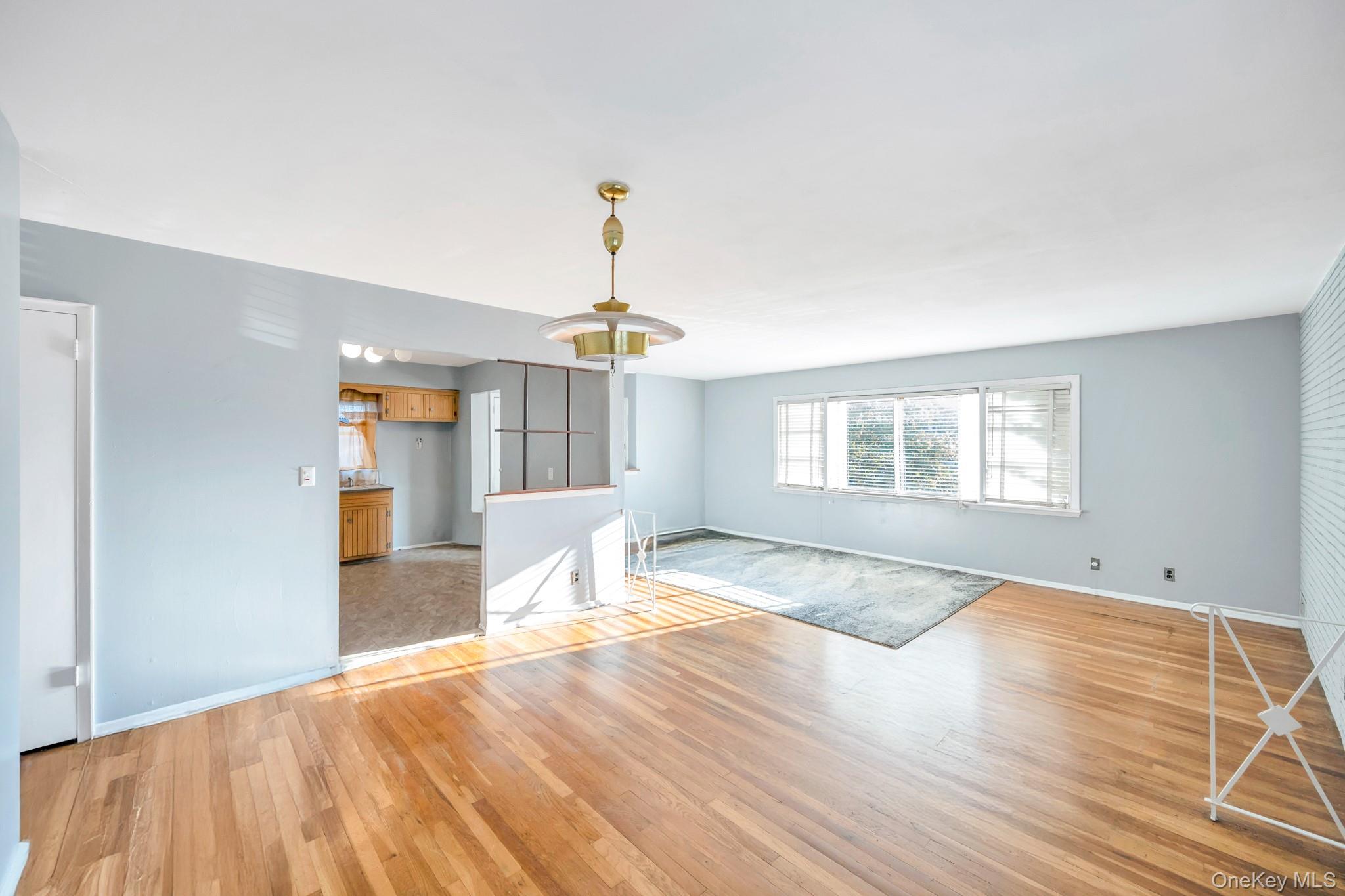 #7 photo, 159-15 89th Street, クイーンズ区 Howard Beach , NY 11414