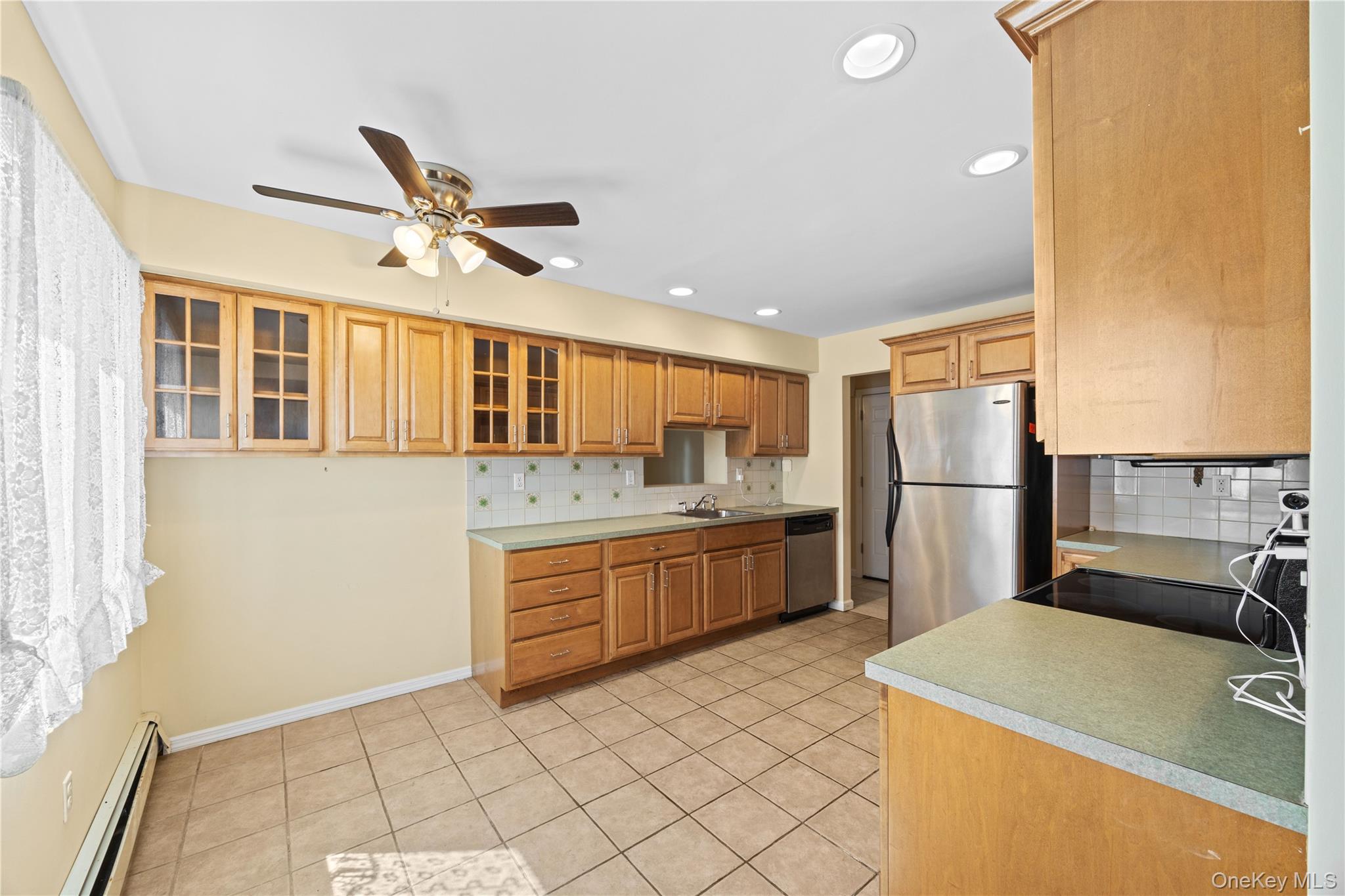 #11 photo, 60 Lafayette Street, Huntington , NY 11743